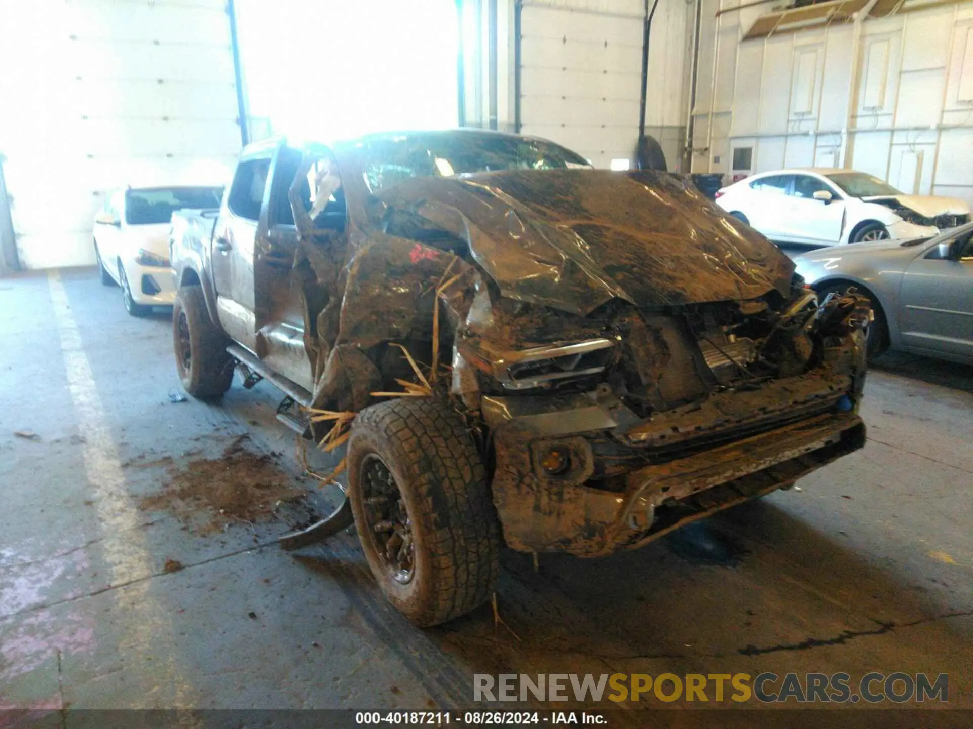 1 fotografías del automóvil dañado 3TMCZ5AN0LM296469 TOYOTA TACOMA 2020