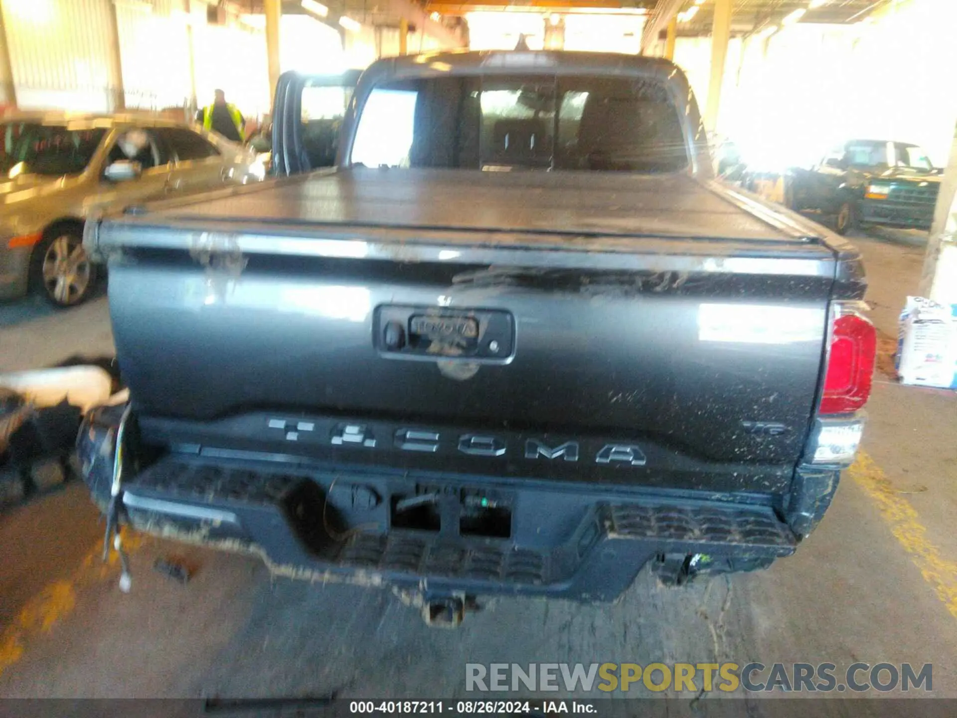 17 fotografías del automóvil dañado 3TMCZ5AN0LM296469 TOYOTA TACOMA 2020