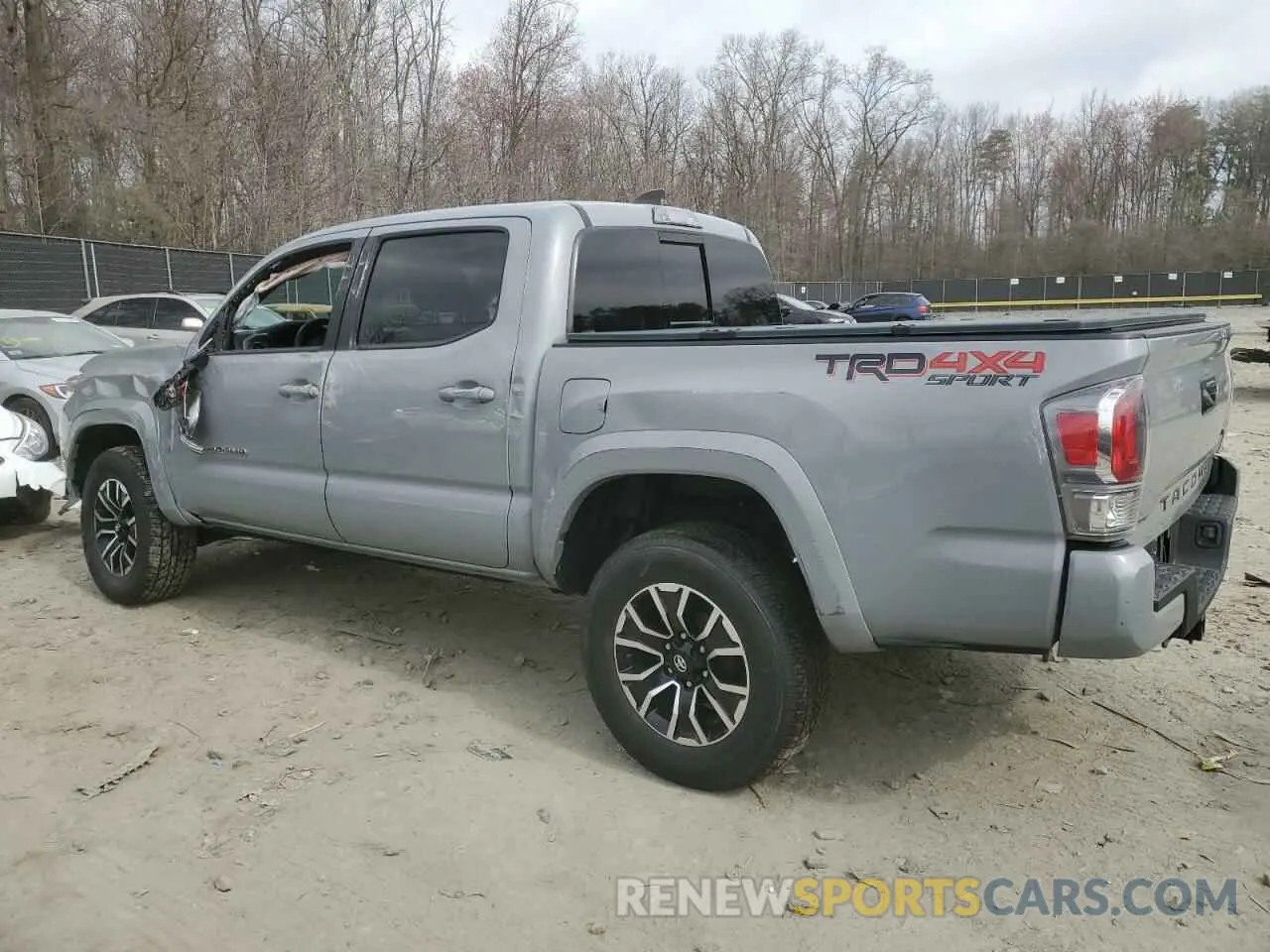 2 fotografías del automóvil dañado 3TMCZ5AN0LM336663 TOYOTA TACOMA 2020