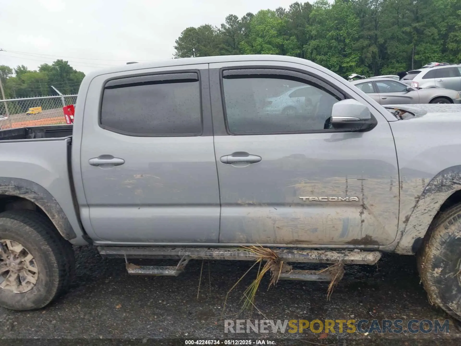 13 fotografías del automóvil dañado 3TMCZ5AN0LM339479 TOYOTA TACOMA 2020