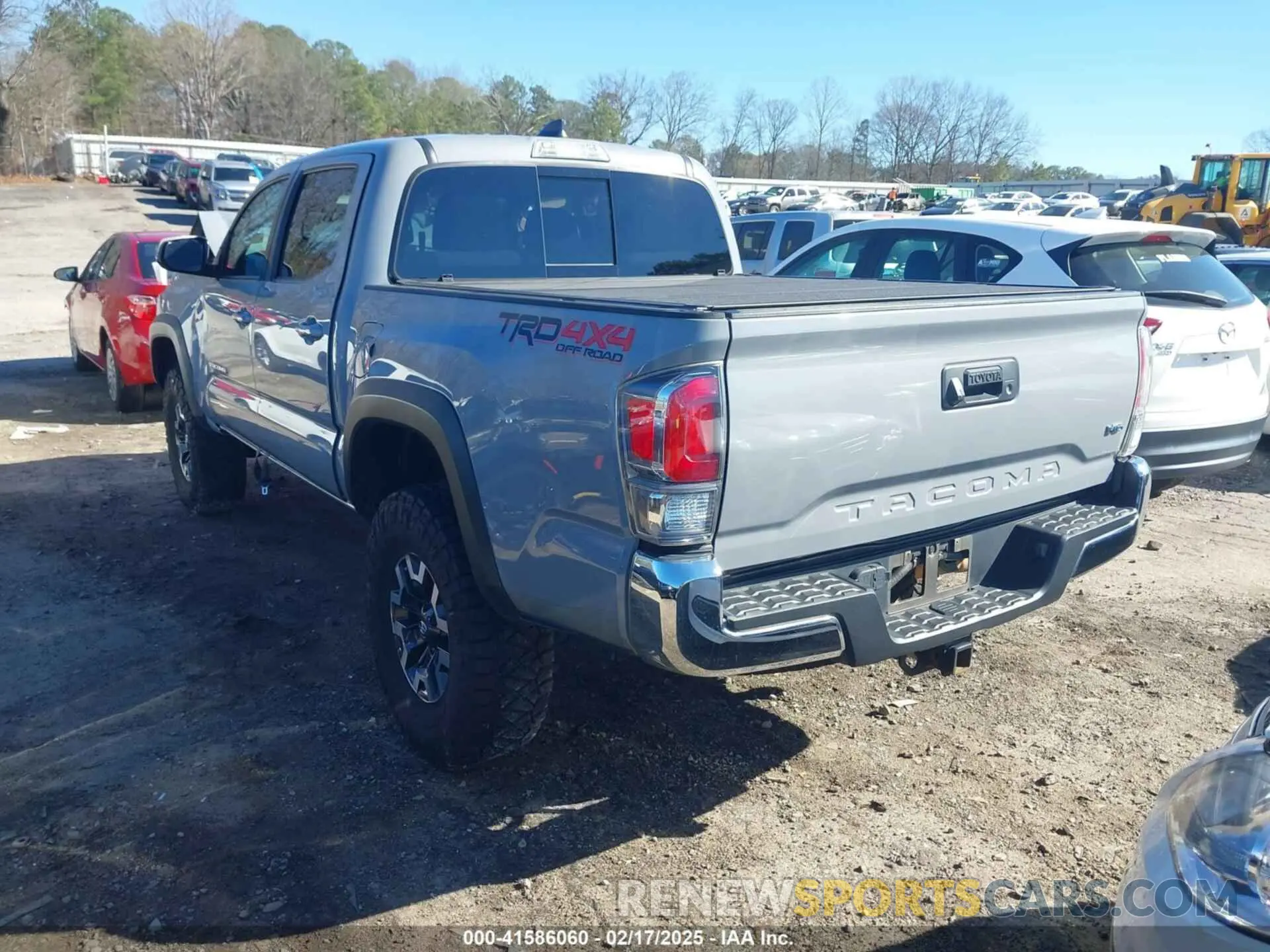 3 fotografías del automóvil dañado 3TMCZ5AN0LM345184 TOYOTA TACOMA 2020