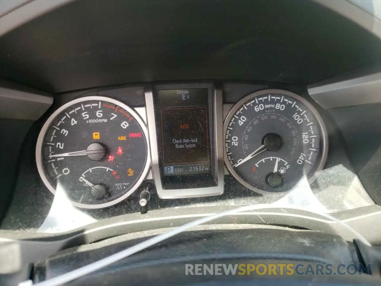 8 fotografías del automóvil dañado 3TMCZ5AN0LM347338 TOYOTA TACOMA 2020