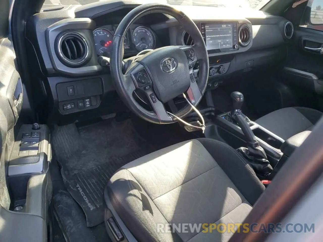 8 fotografías del automóvil dañado 3TMCZ5AN0LM349817 TOYOTA TACOMA 2020