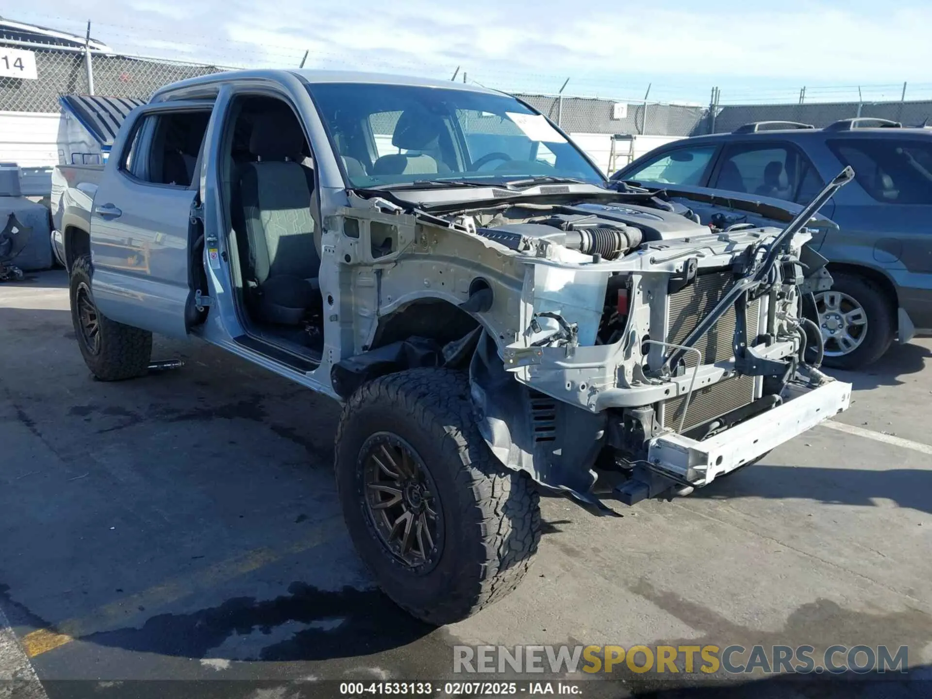 1 fotografías del automóvil dañado 3TMCZ5AN1LM293791 TOYOTA TACOMA 2020
