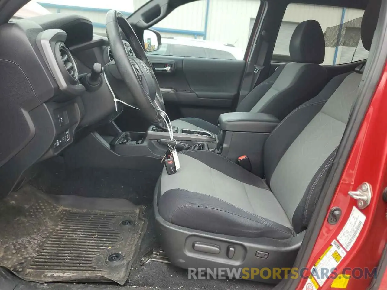 7 fotografías del automóvil dañado 3TMCZ5AN1LM301291 TOYOTA TACOMA 2020