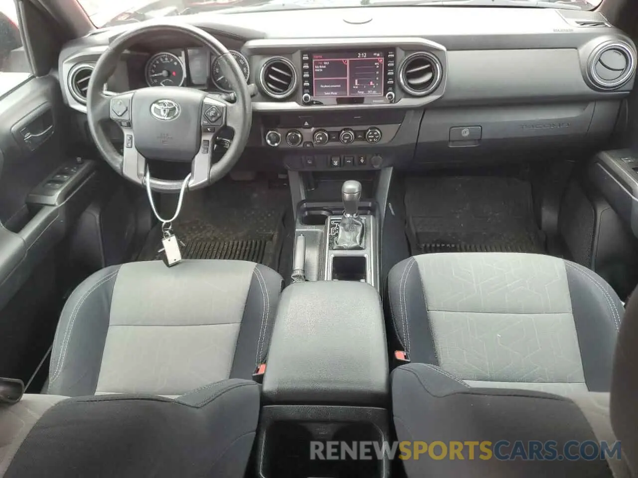 8 fotografías del automóvil dañado 3TMCZ5AN1LM301291 TOYOTA TACOMA 2020