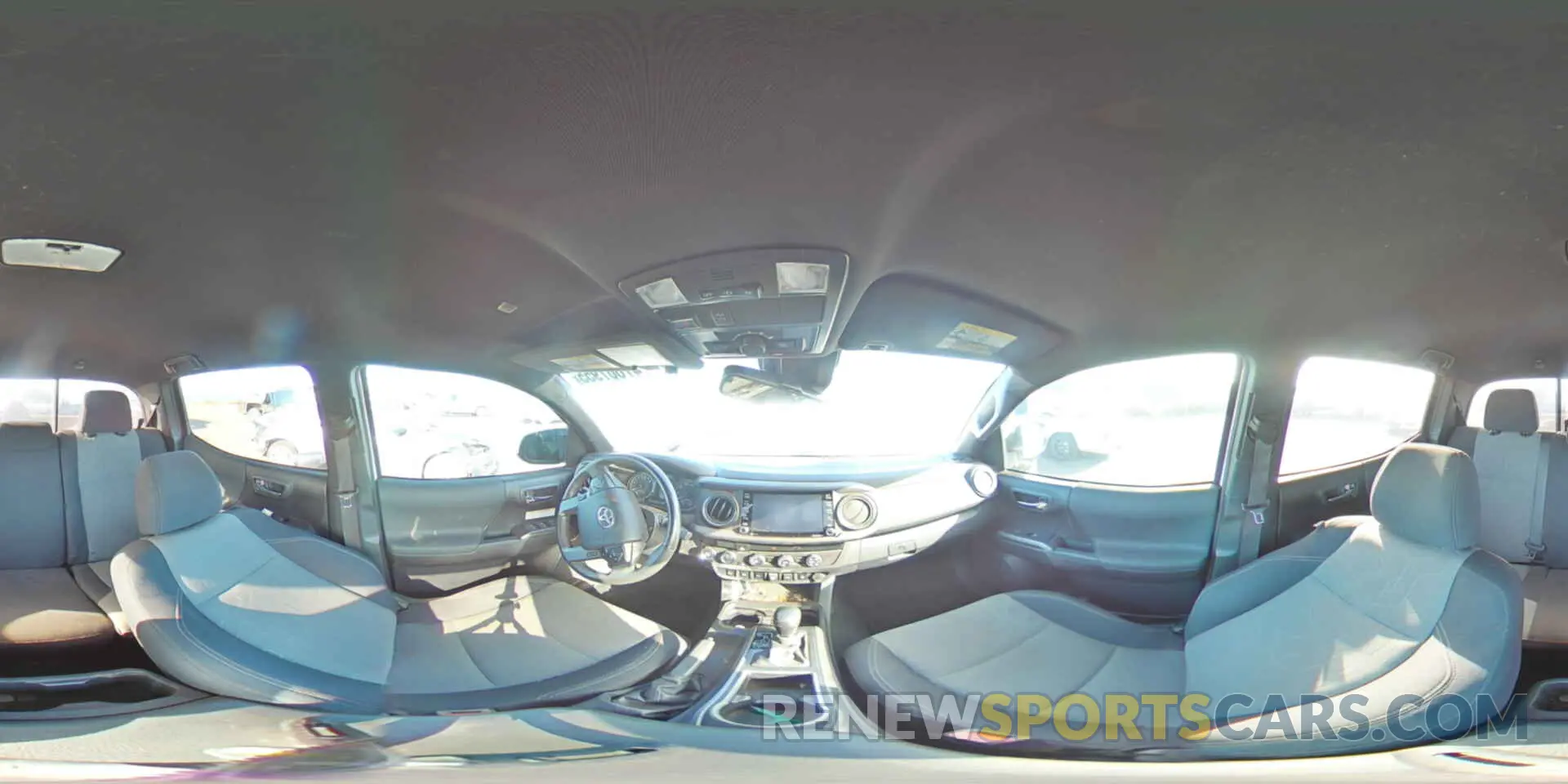 12 fotografías del automóvil dañado 3TMCZ5AN1LM320696 TOYOTA TACOMA 2020