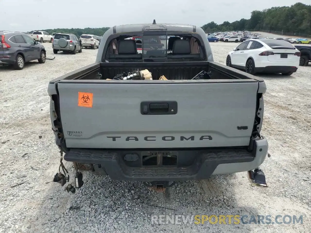 6 fotografías del automóvil dañado 3TMCZ5AN1LM326465 TOYOTA TACOMA 2020