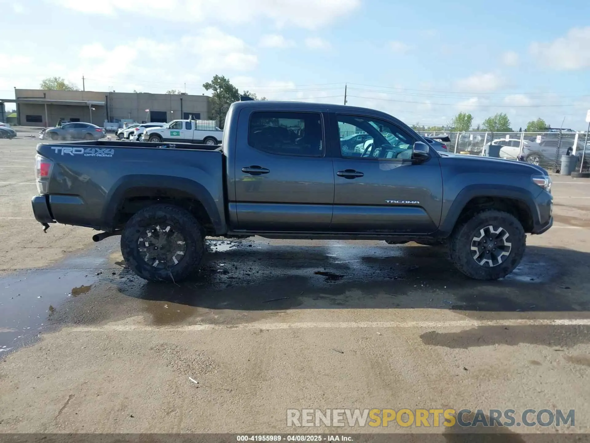 13 fotografías del automóvil dañado 3TMCZ5AN1LM328930 TOYOTA TACOMA 2020