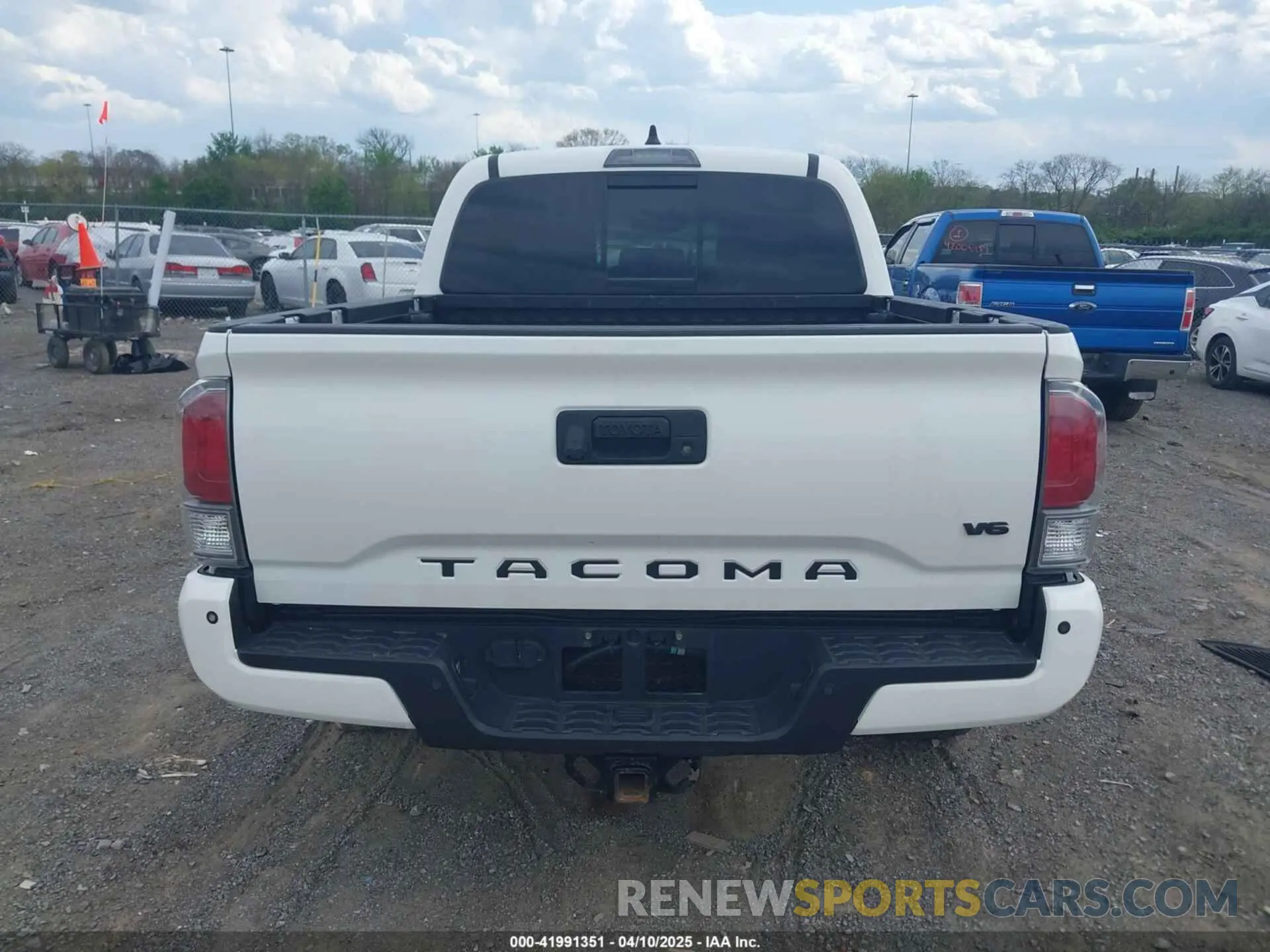 17 fotografías del automóvil dañado 3TMCZ5AN1LM334890 TOYOTA TACOMA 2020