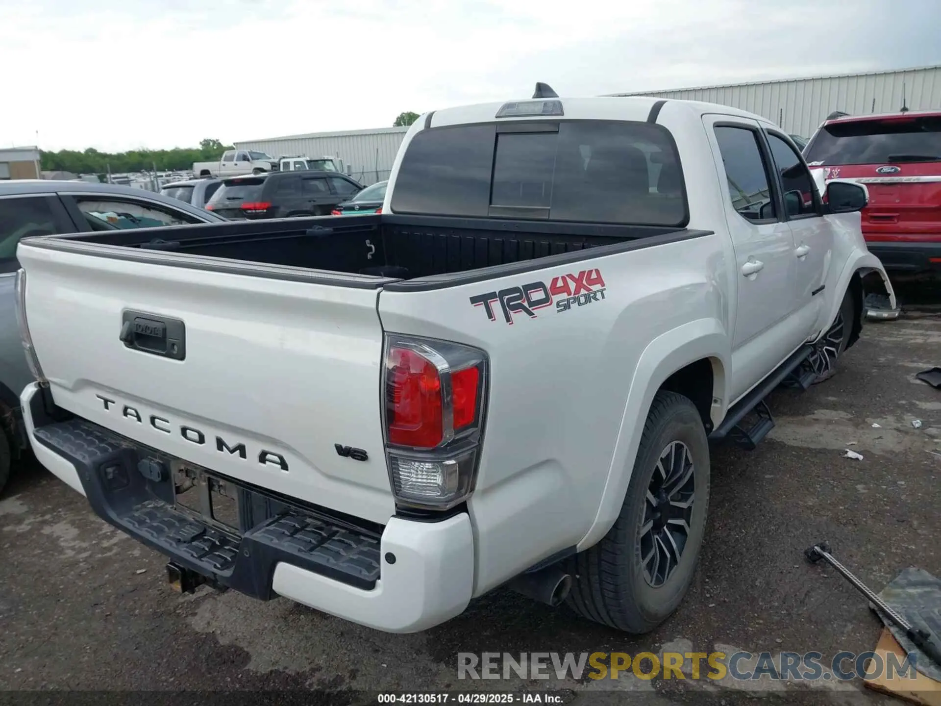 4 fotografías del automóvil dañado 3TMCZ5AN1LM337904 TOYOTA TACOMA 2020