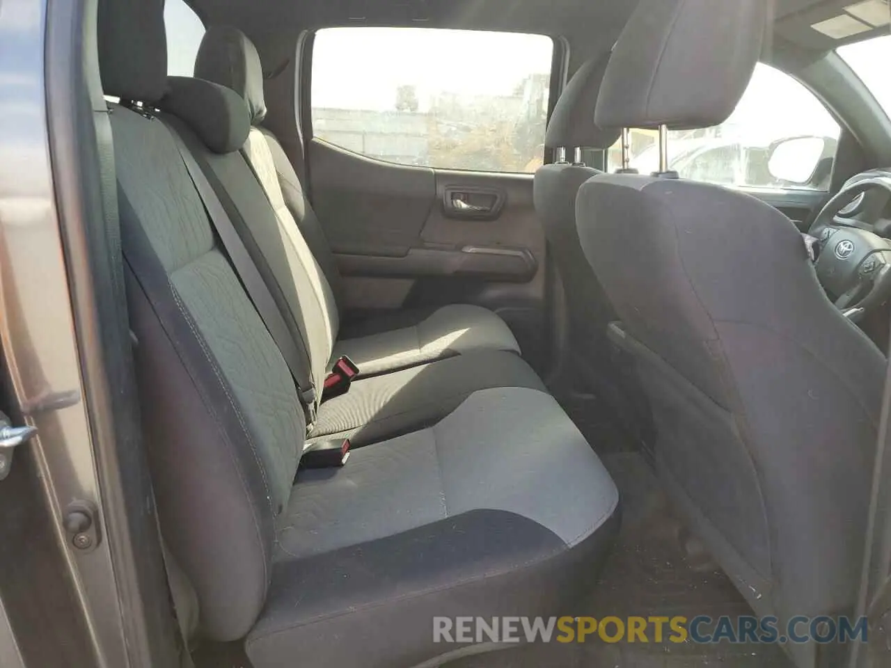 10 fotografías del automóvil dañado 3TMCZ5AN1LM341368 TOYOTA TACOMA 2020