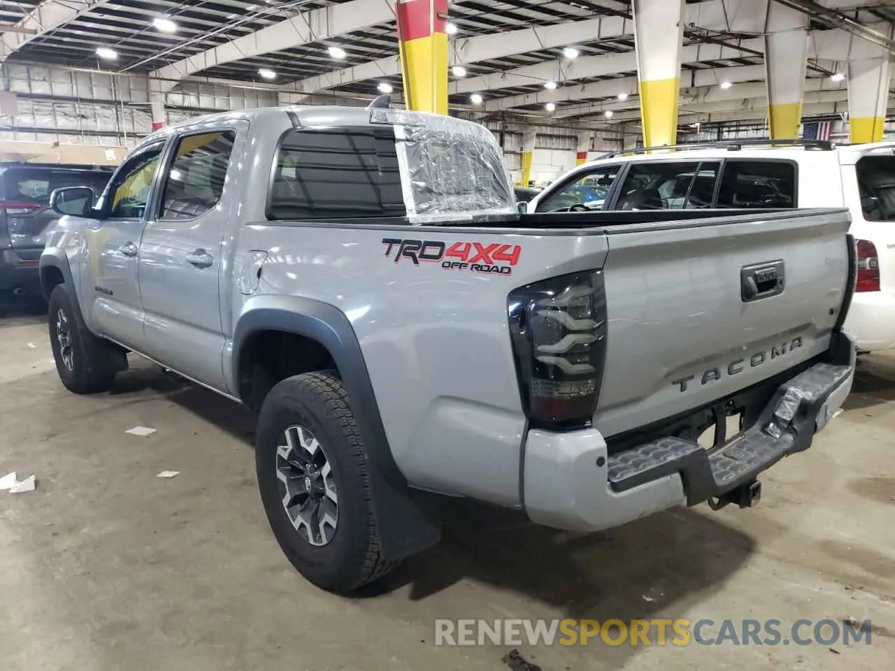 3 fotografías del automóvil dañado 3TMCZ5AN1LM354041 TOYOTA TACOMA 2020