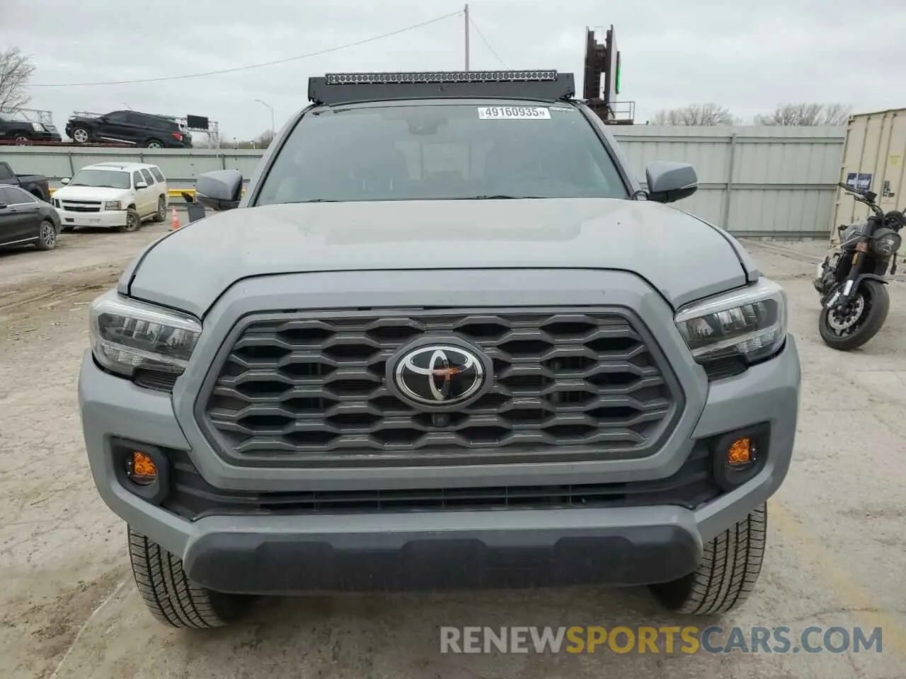 5 fotografías del automóvil dañado 3TMCZ5AN1LM358235 TOYOTA TACOMA 2020