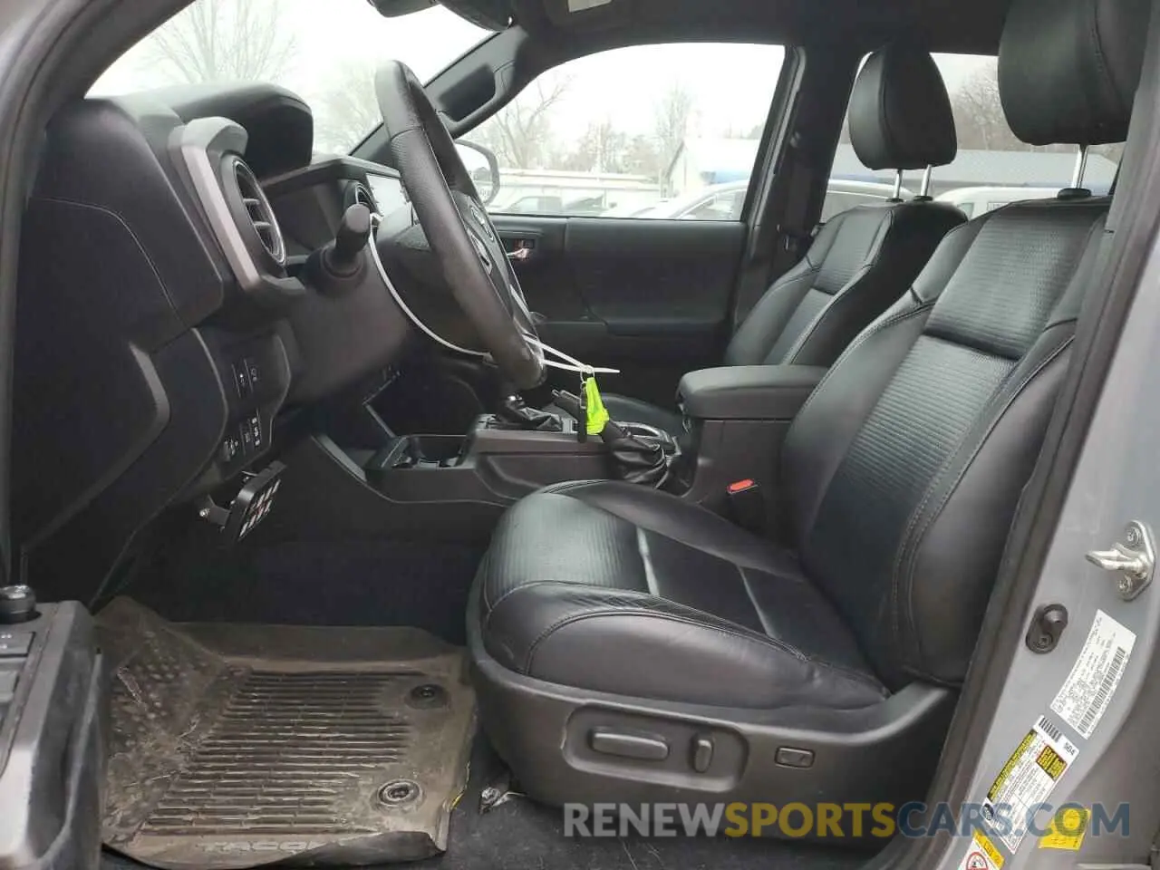 7 fotografías del automóvil dañado 3TMCZ5AN1LM358235 TOYOTA TACOMA 2020