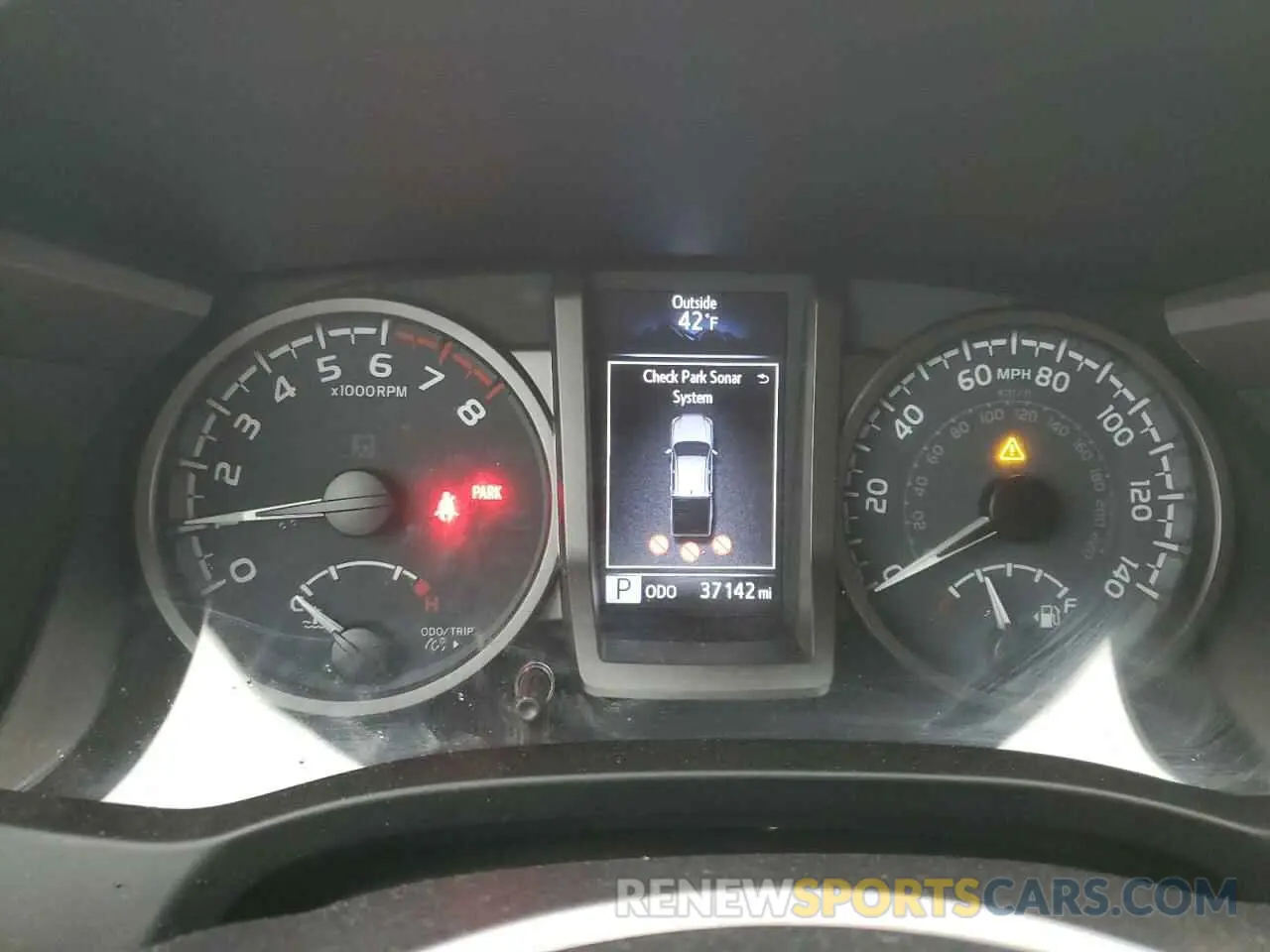 9 fotografías del automóvil dañado 3TMCZ5AN1LM358235 TOYOTA TACOMA 2020