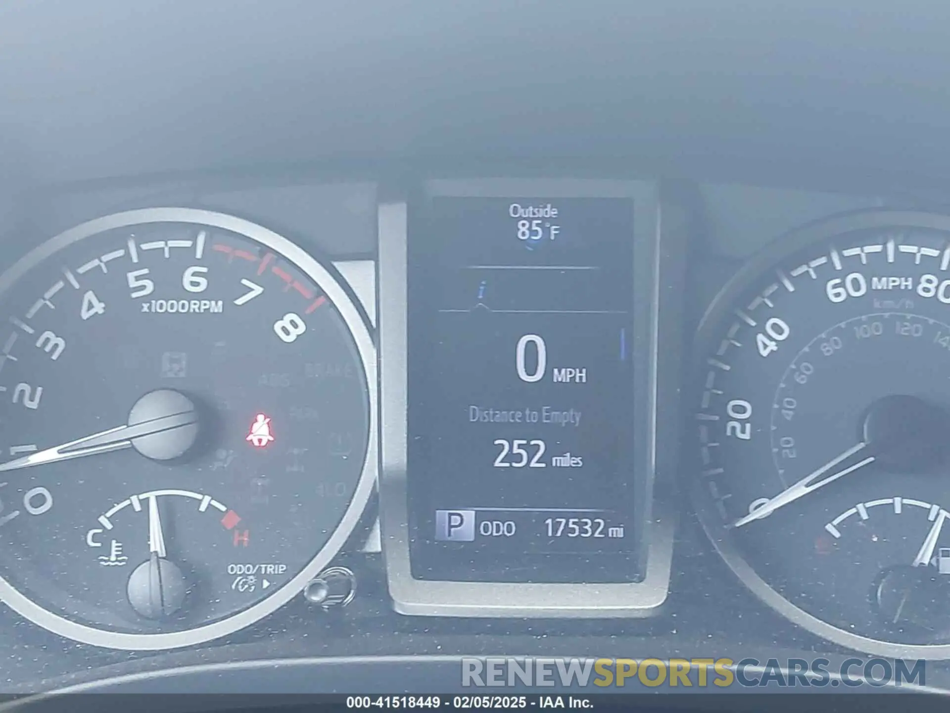15 fotografías del automóvil dañado 3TMCZ5AN1LM360843 TOYOTA TACOMA 2020