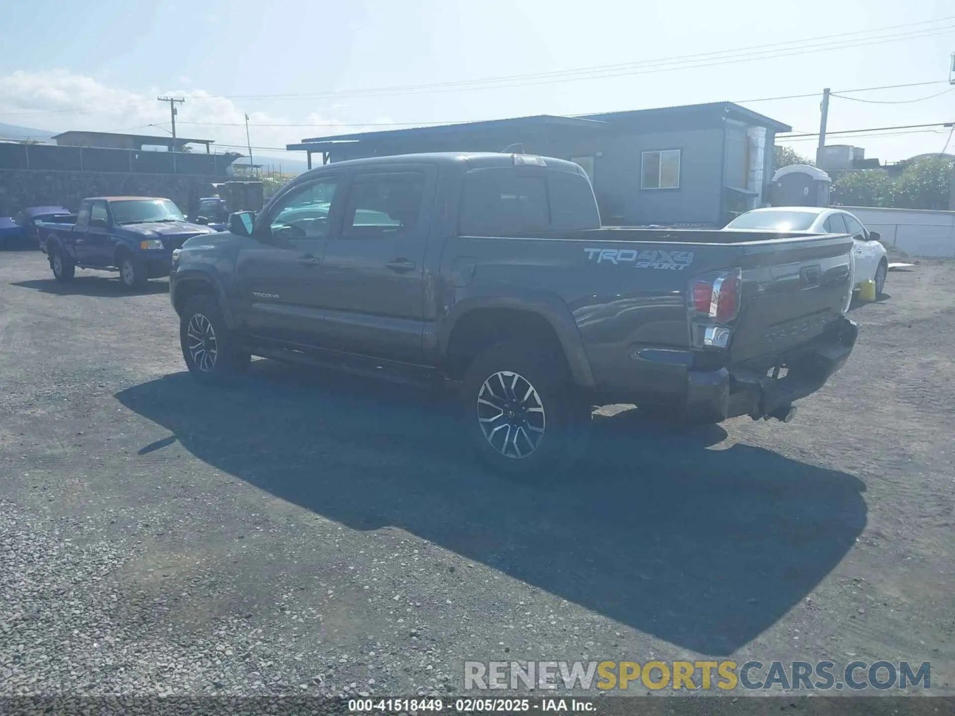 3 fotografías del automóvil dañado 3TMCZ5AN1LM360843 TOYOTA TACOMA 2020