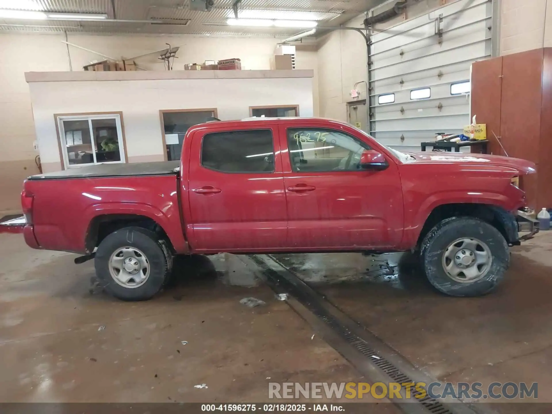 14 fotografías del automóvil dañado 3TMCZ5AN1LM362737 TOYOTA TACOMA 2020