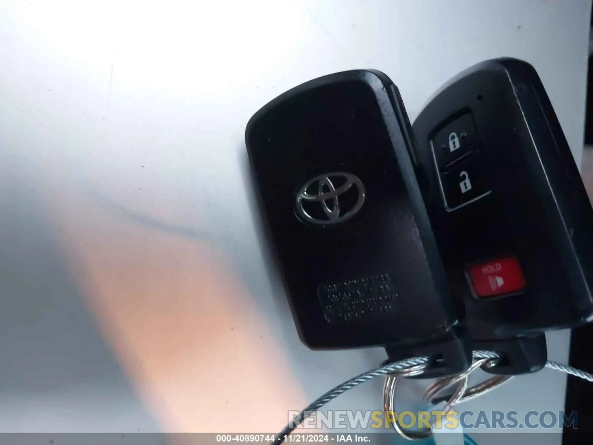 11 fotografías del automóvil dañado 3TMCZ5AN2LM289619 TOYOTA TACOMA 2020