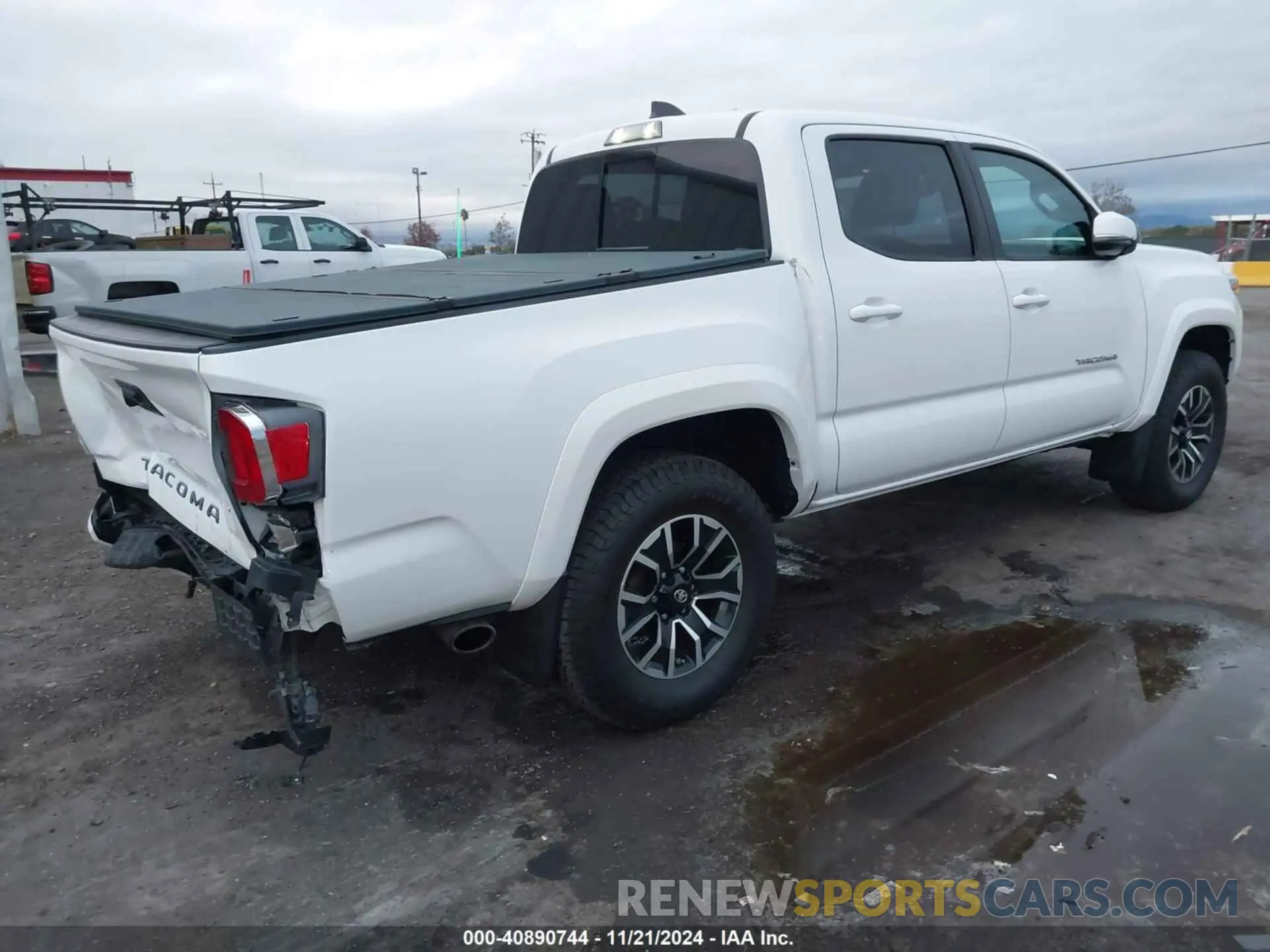 4 fotografías del automóvil dañado 3TMCZ5AN2LM289619 TOYOTA TACOMA 2020