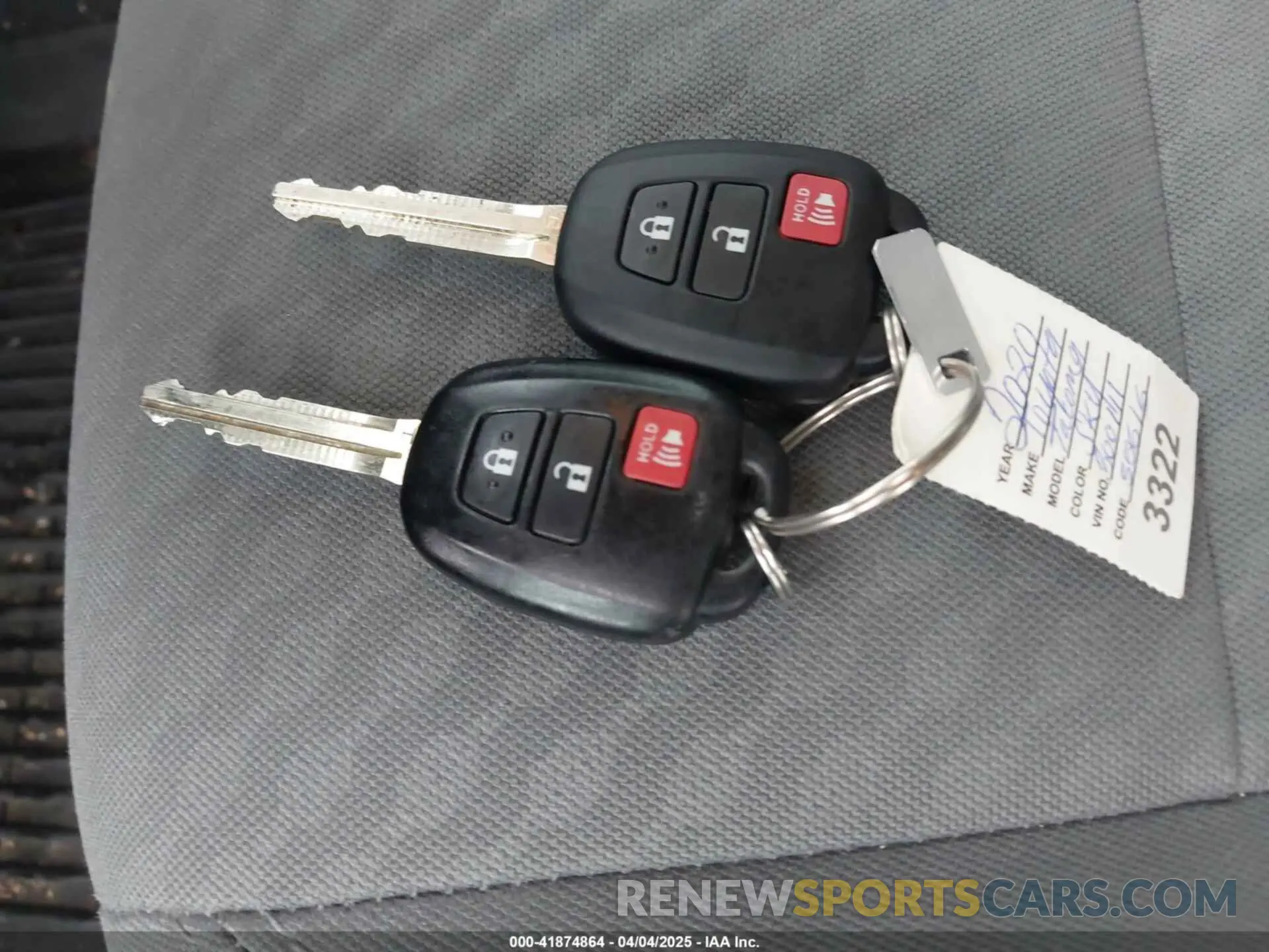 11 fotografías del automóvil dañado 3TMCZ5AN2LM300117 TOYOTA TACOMA 2020