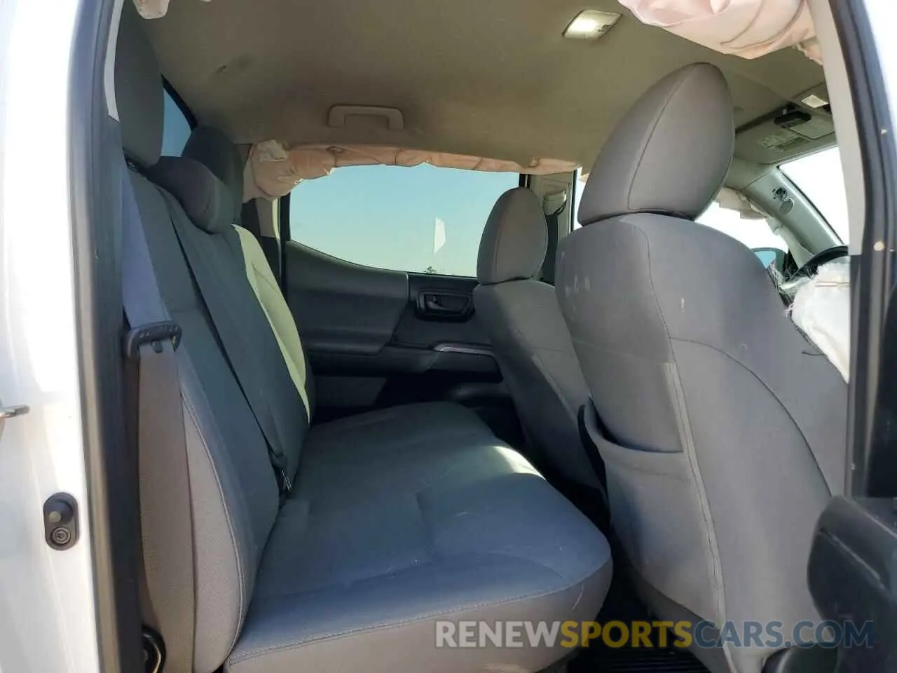 10 fotografías del automóvil dañado 3TMCZ5AN2LM304328 TOYOTA TACOMA 2020