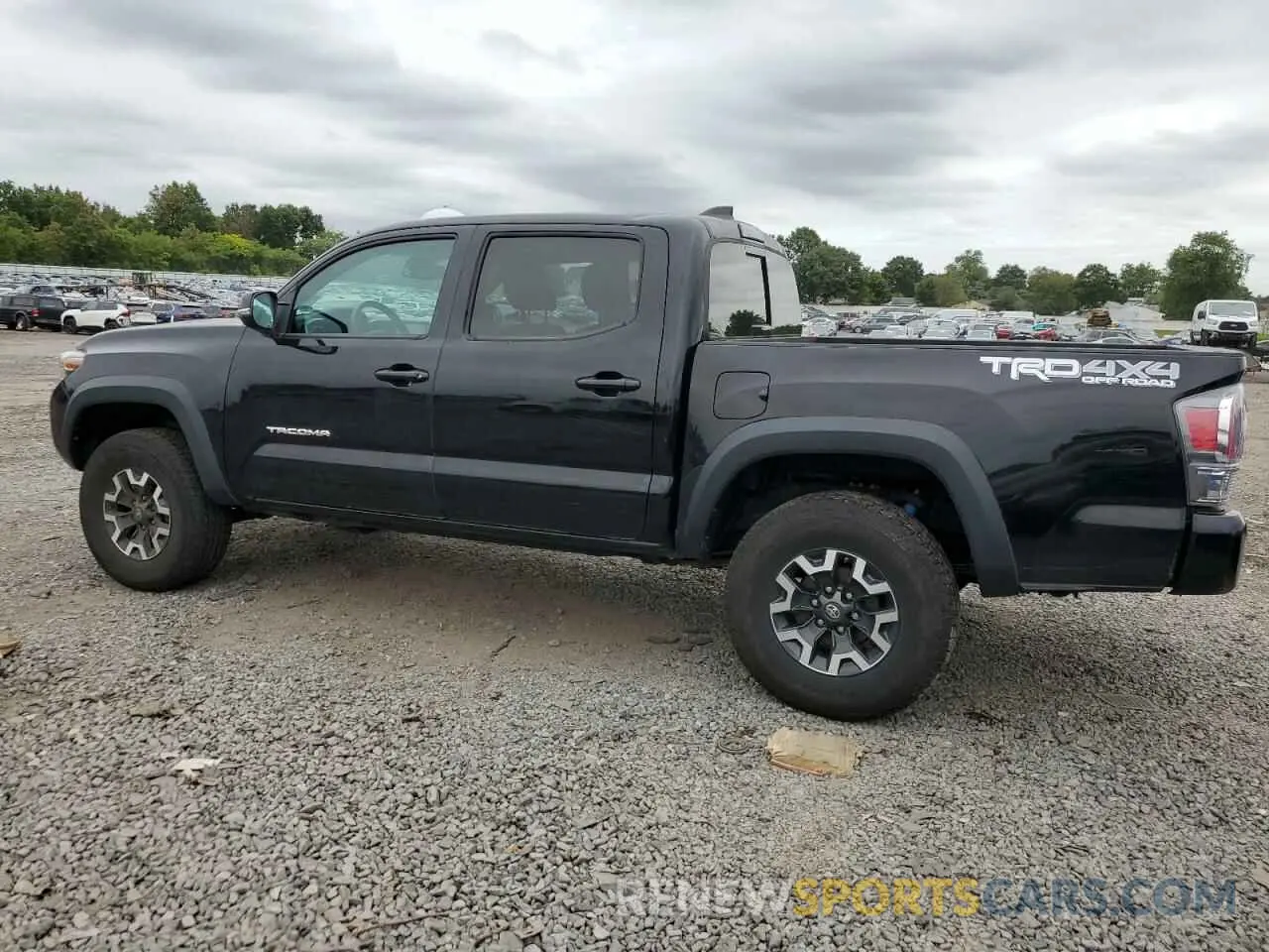 2 fotografías del automóvil dañado 3TMCZ5AN2LM324885 TOYOTA TACOMA 2020