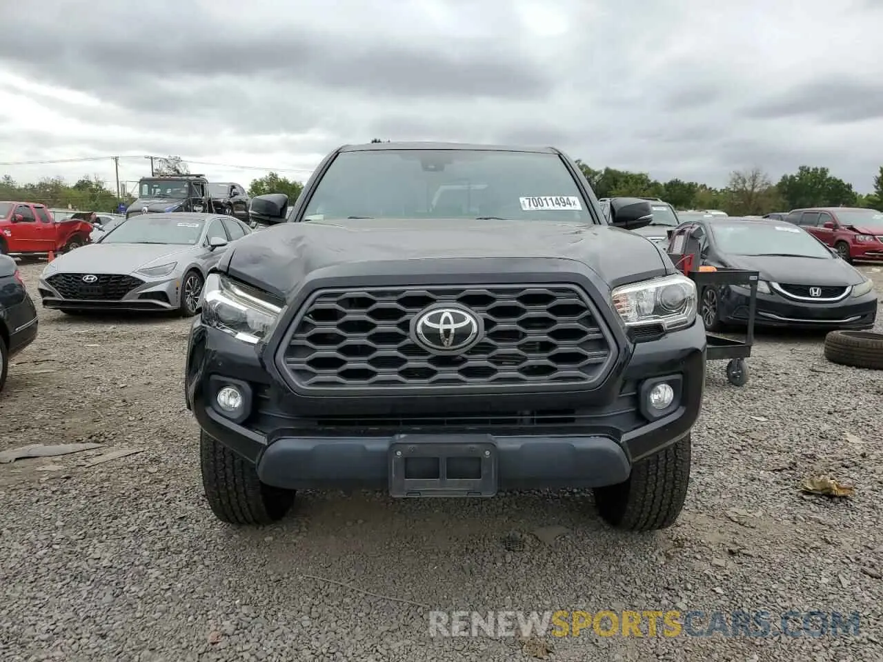 5 fotografías del automóvil dañado 3TMCZ5AN2LM324885 TOYOTA TACOMA 2020