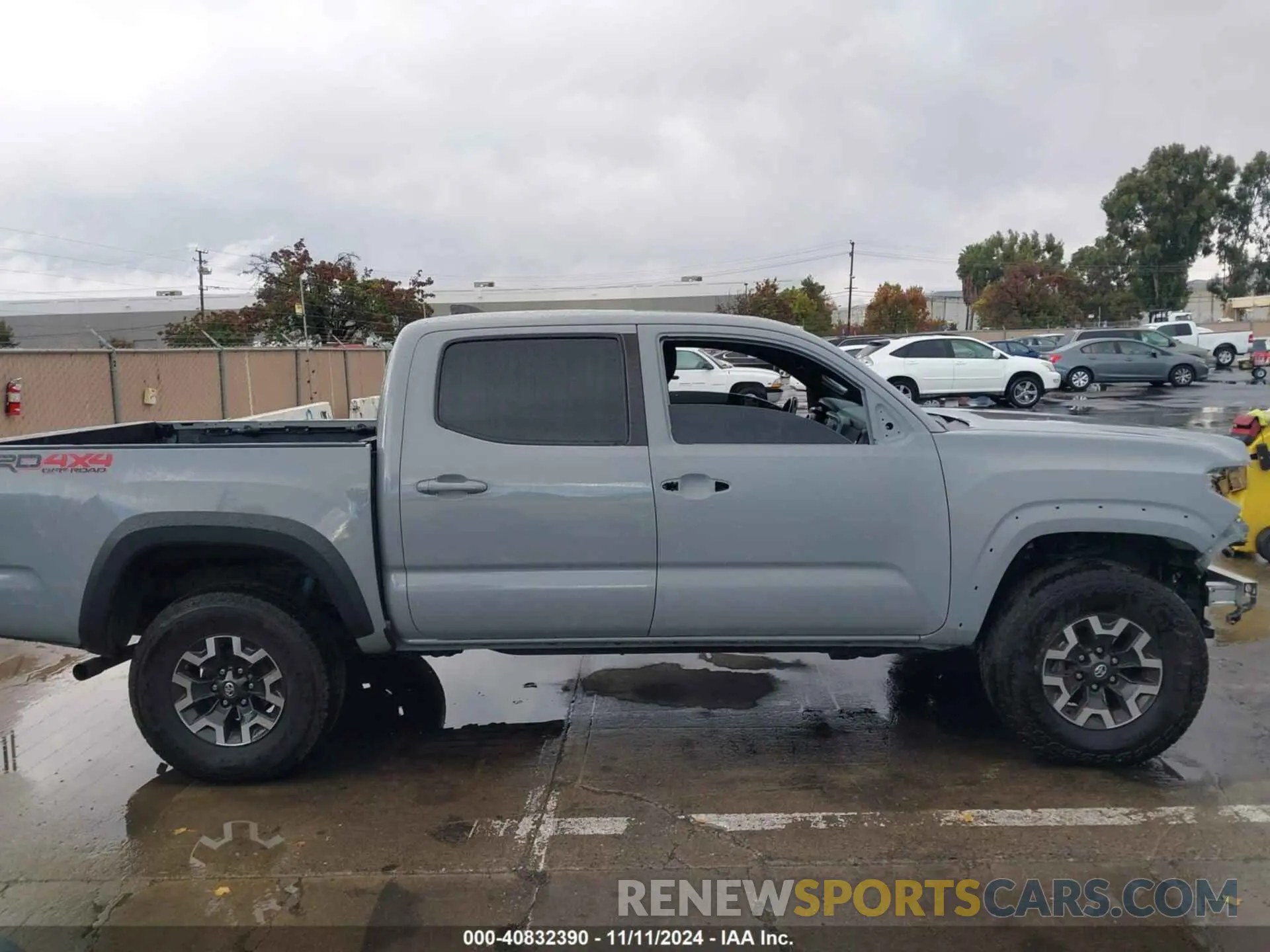 14 fotografías del automóvil dañado 3TMCZ5AN2LM325843 TOYOTA TACOMA 2020