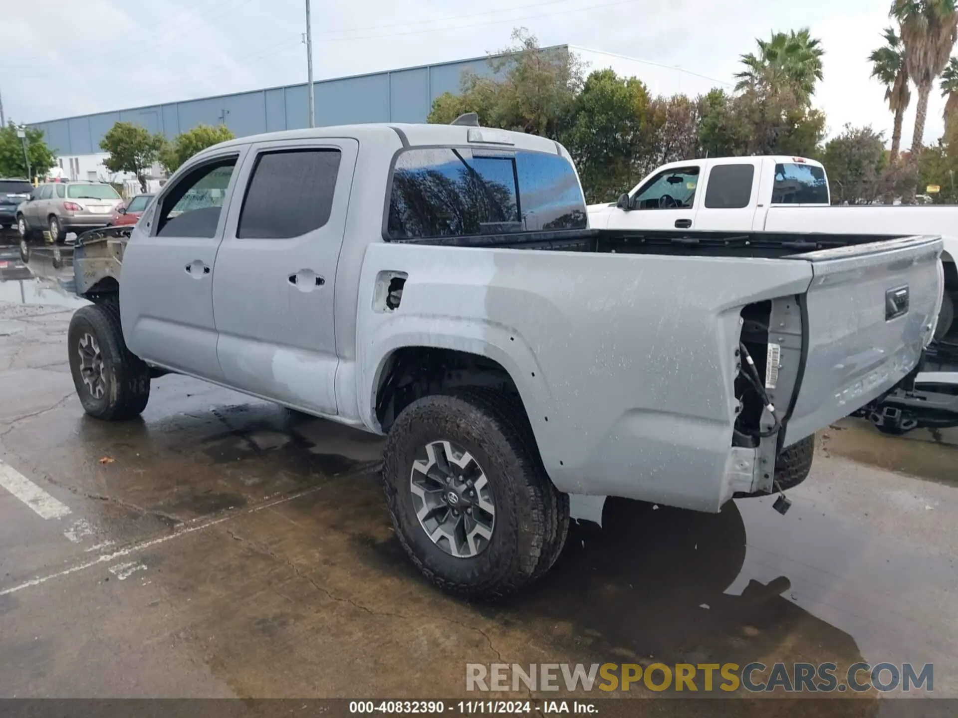 3 fotografías del automóvil dañado 3TMCZ5AN2LM325843 TOYOTA TACOMA 2020