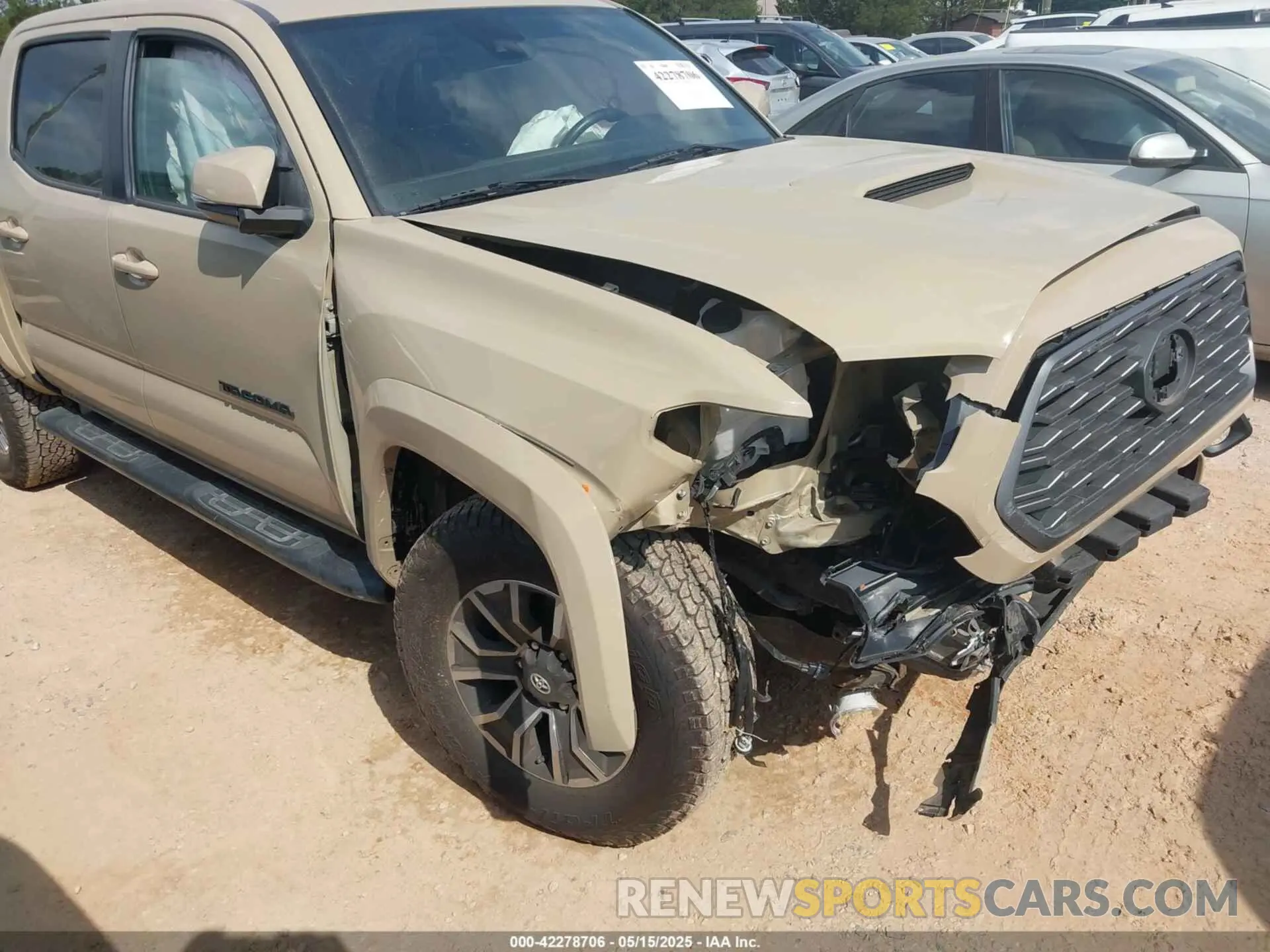 6 fotografías del automóvil dañado 3TMCZ5AN2LM329438 TOYOTA TACOMA 2020