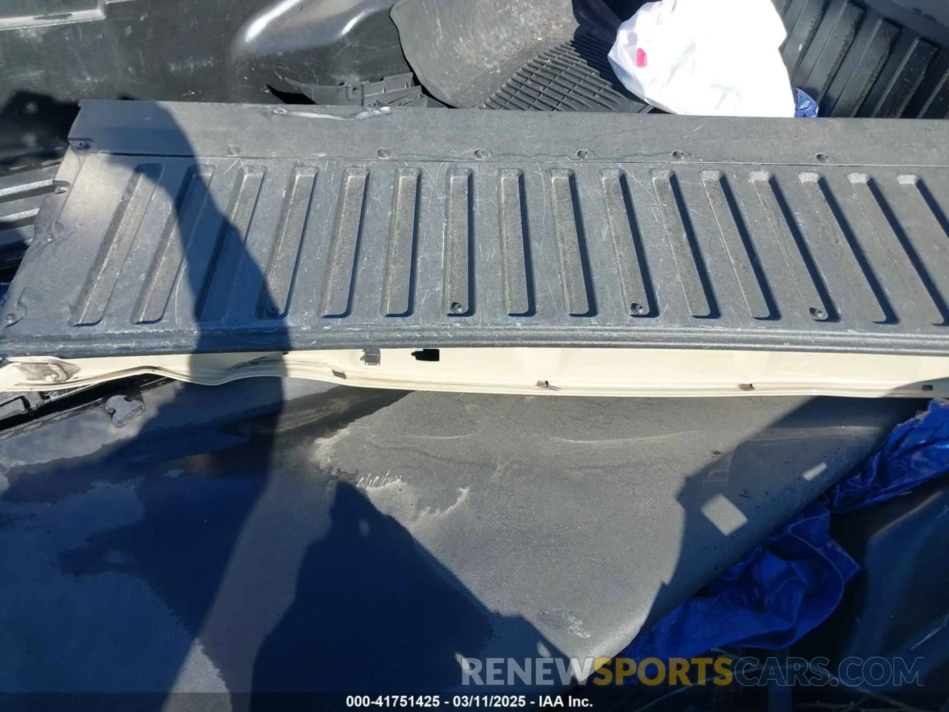 12 fotografías del automóvil dañado 3TMCZ5AN2LM356140 TOYOTA TACOMA 2020