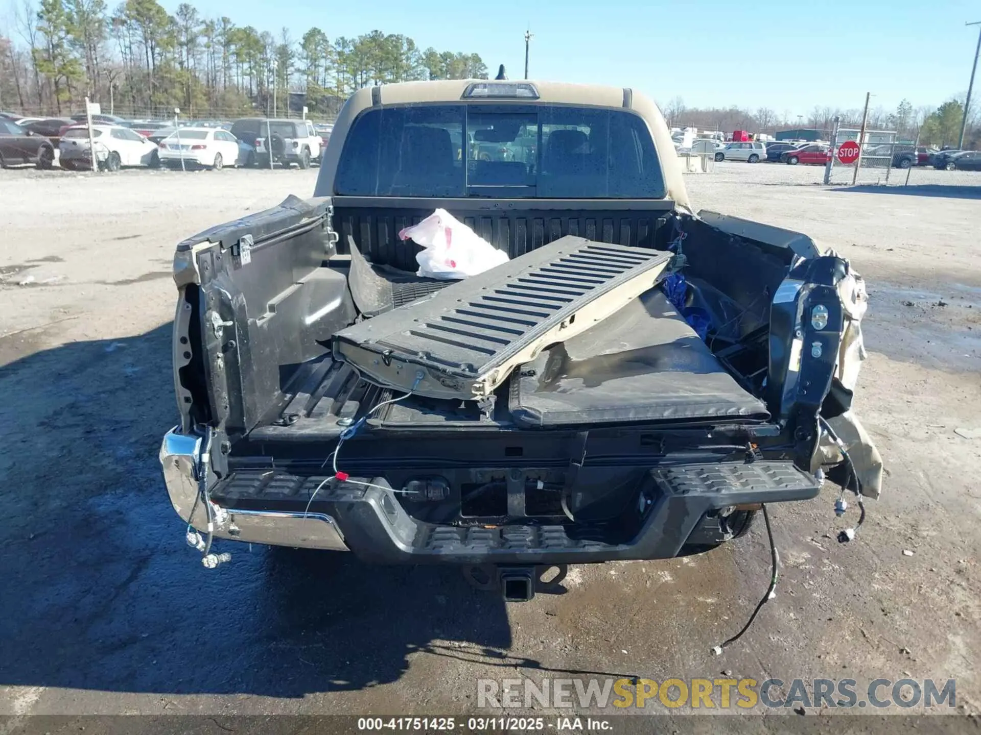 17 fotografías del automóvil dañado 3TMCZ5AN2LM356140 TOYOTA TACOMA 2020