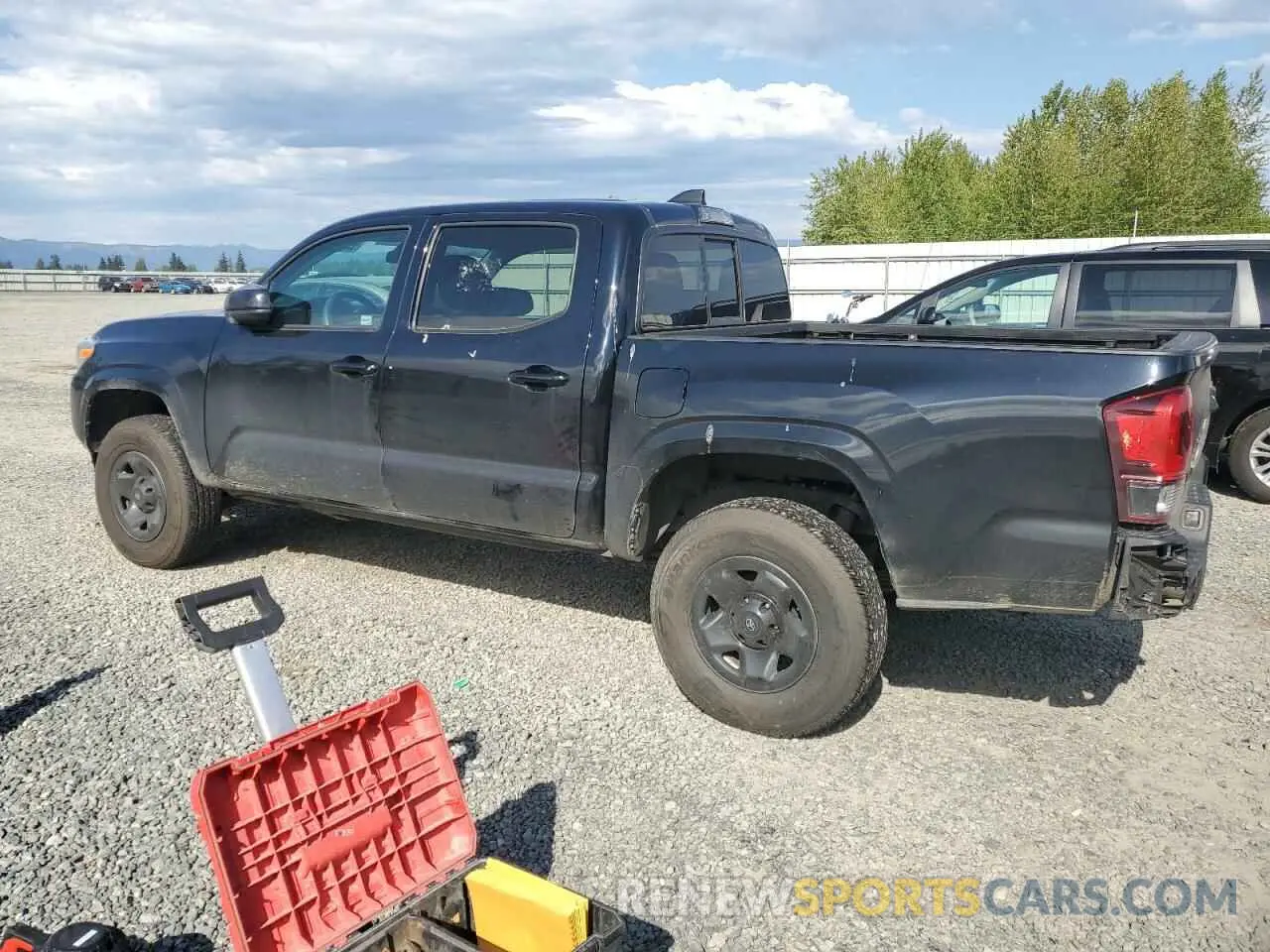 2 fotografías del automóvil dañado 3TMCZ5AN2LM362505 TOYOTA TACOMA 2020