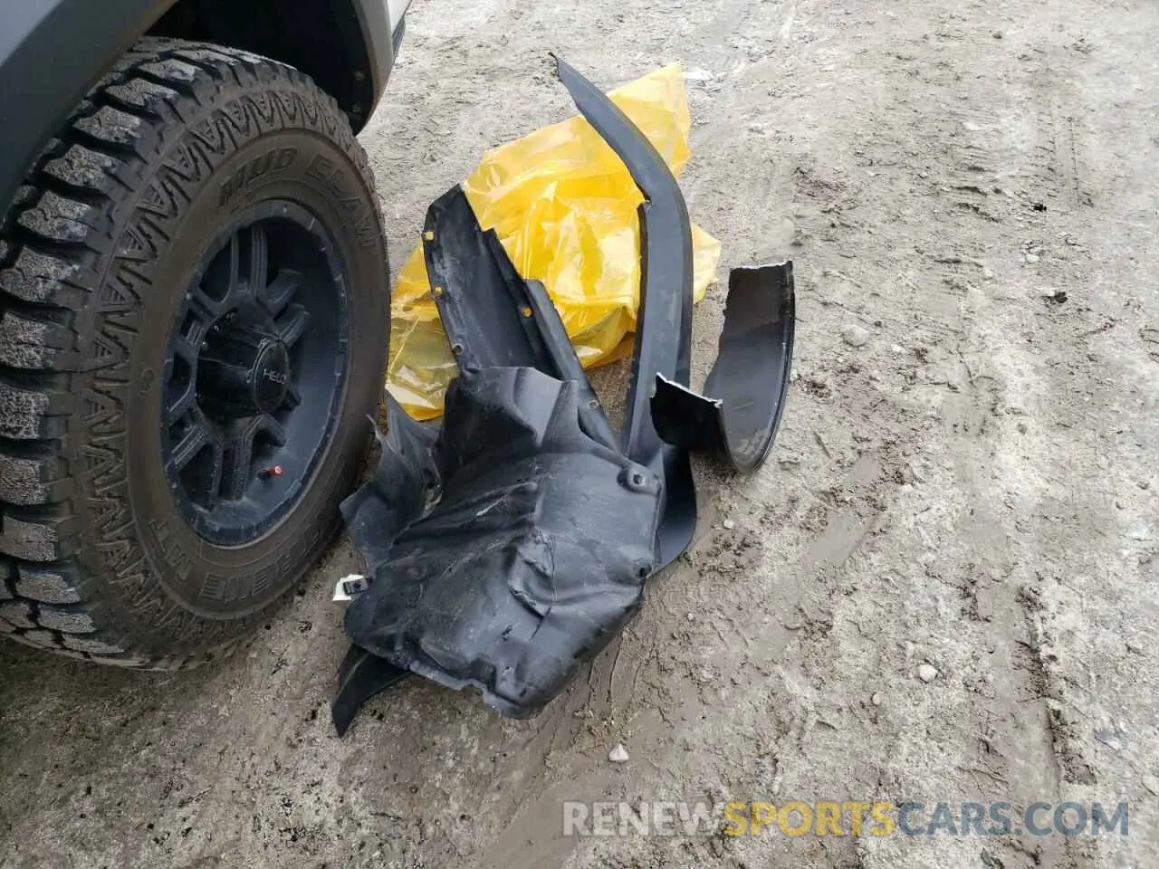 12 fotografías del automóvil dañado 3TMCZ5AN2LM366490 TOYOTA TACOMA 2020