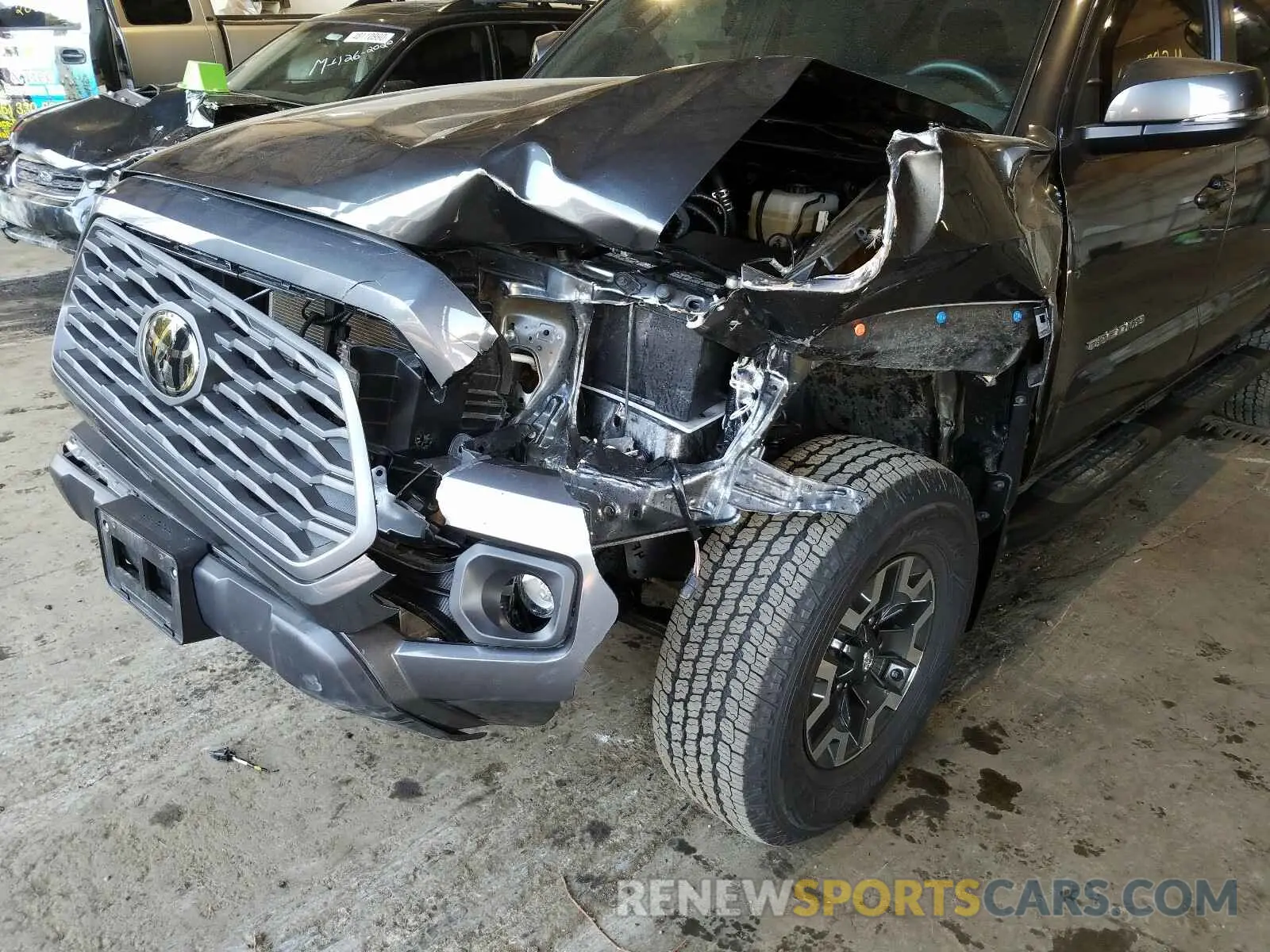 9 fotografías del automóvil dañado 3TMCZ5AN3LM295963 TOYOTA TACOMA 2020