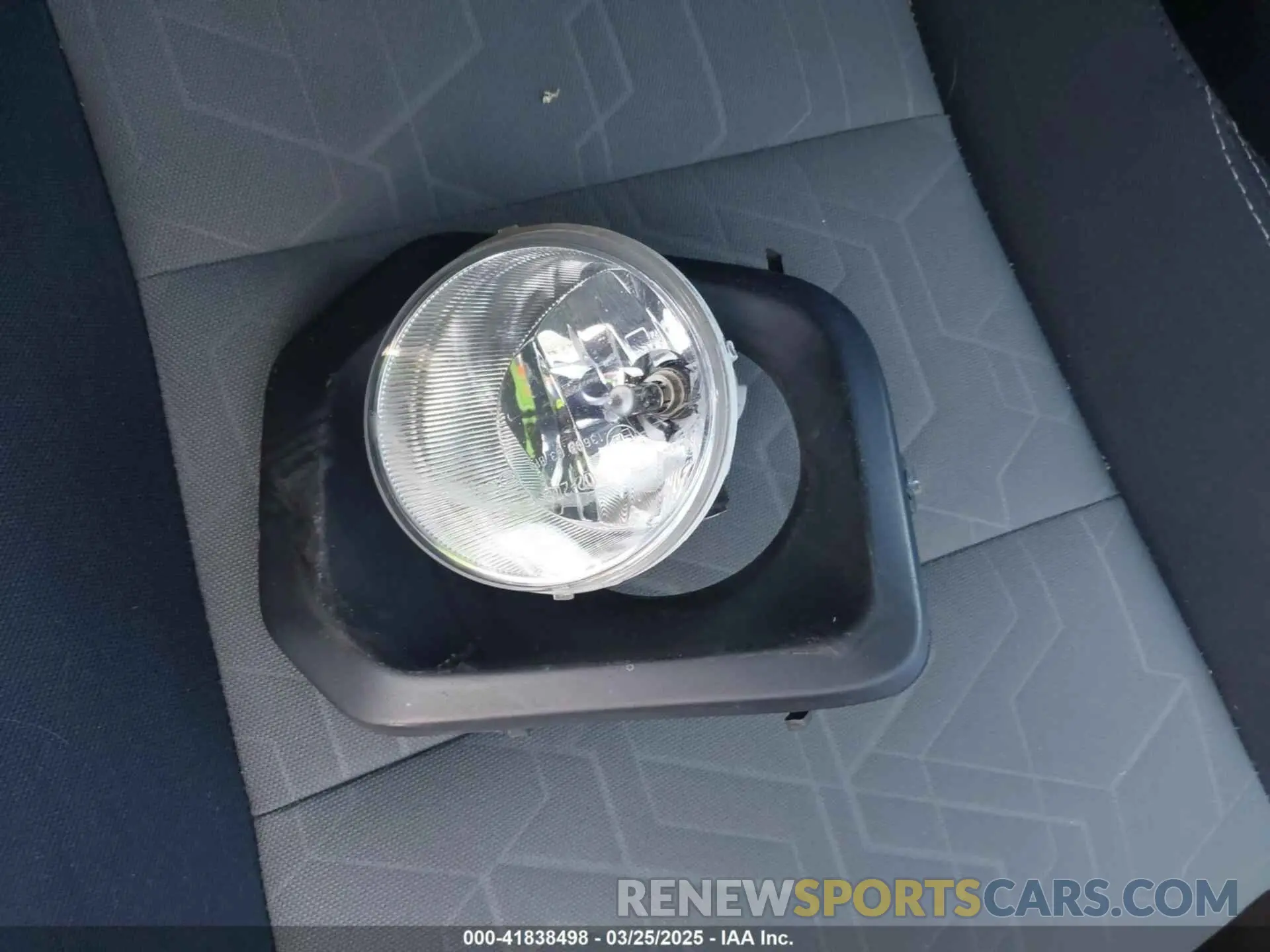 18 fotografías del automóvil dañado 3TMCZ5AN3LM320411 TOYOTA TACOMA 2020