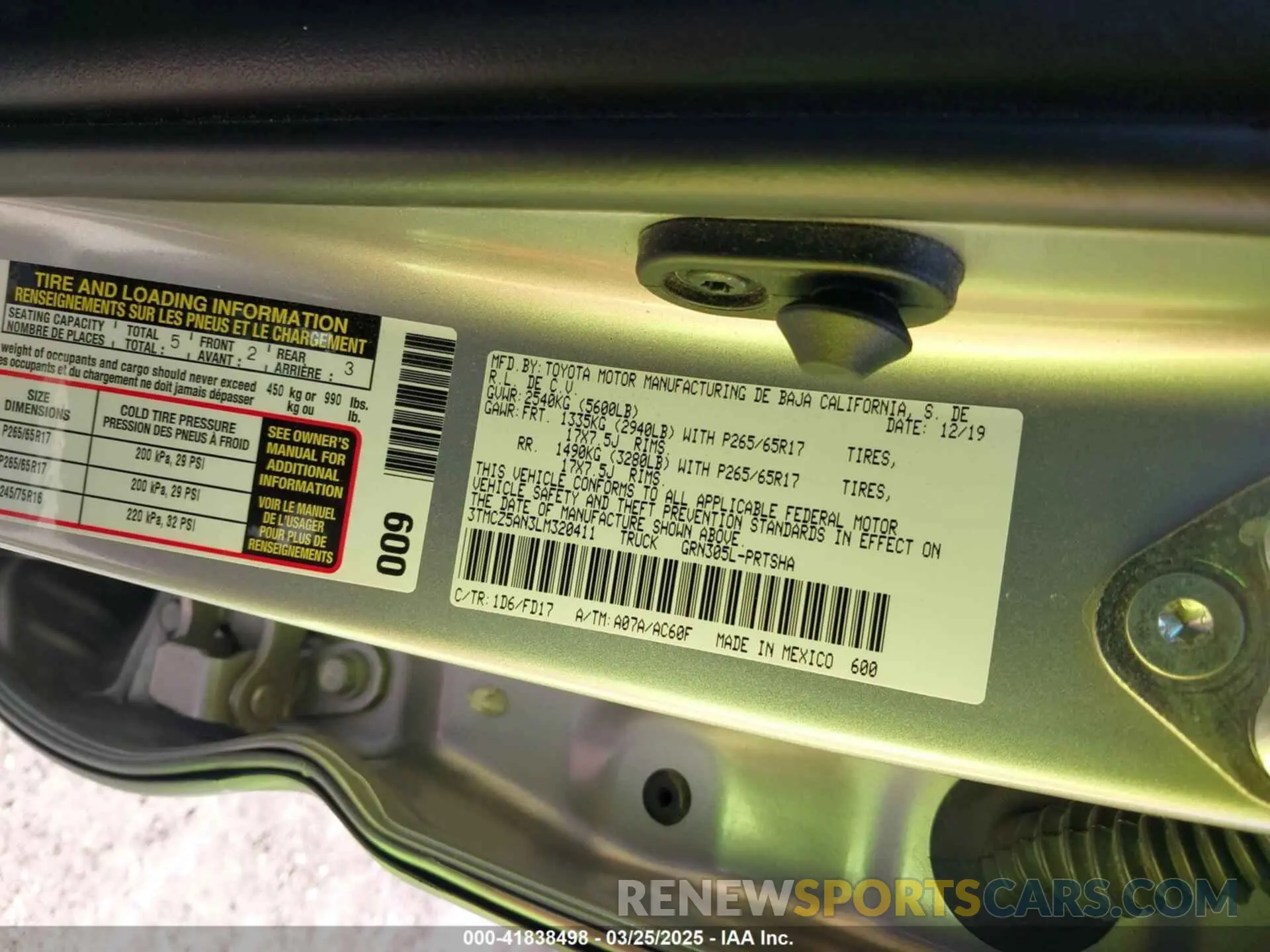 9 fotografías del automóvil dañado 3TMCZ5AN3LM320411 TOYOTA TACOMA 2020