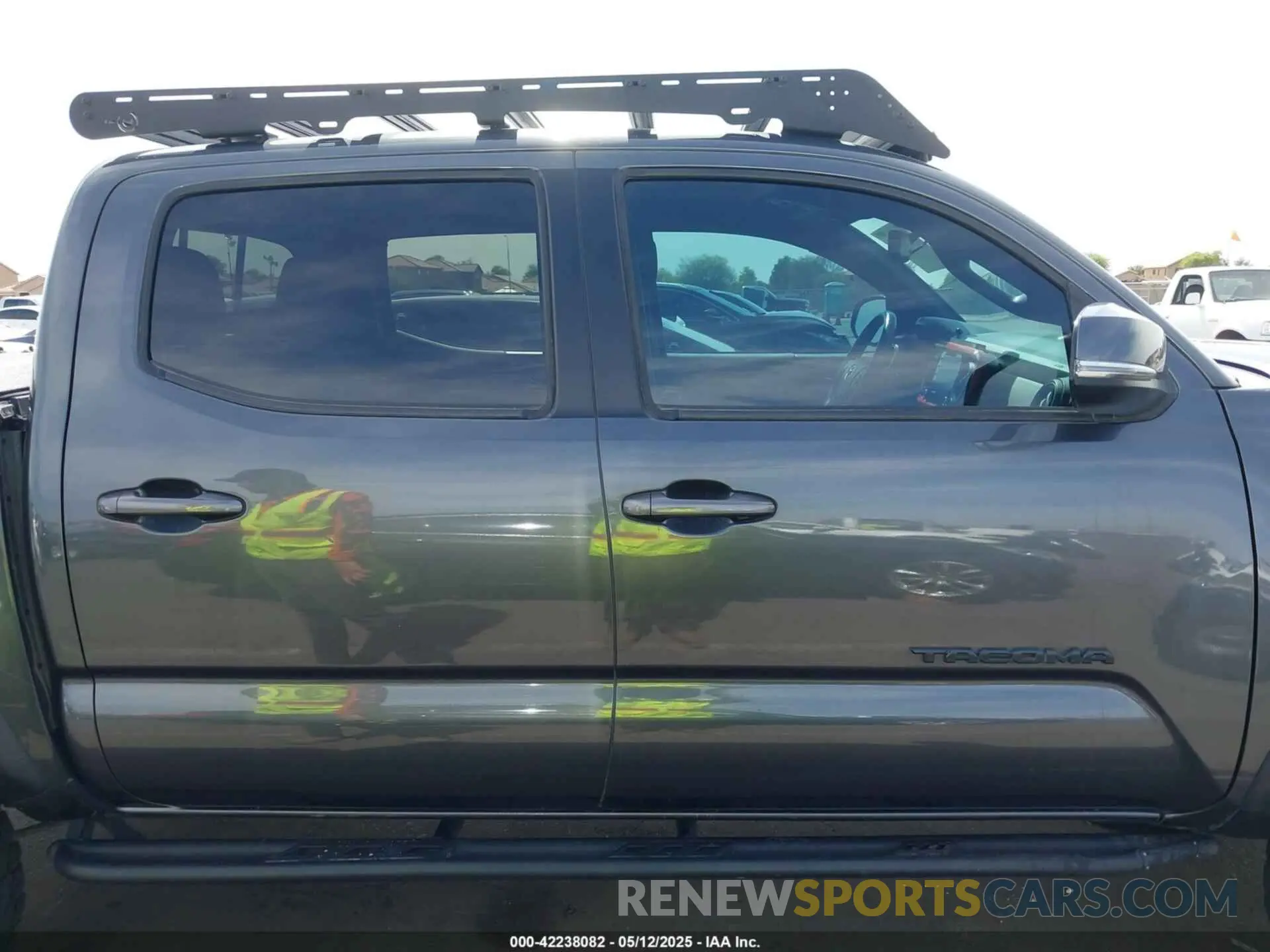 13 fotografías del automóvil dañado 3TMCZ5AN3LM357510 TOYOTA TACOMA 2020