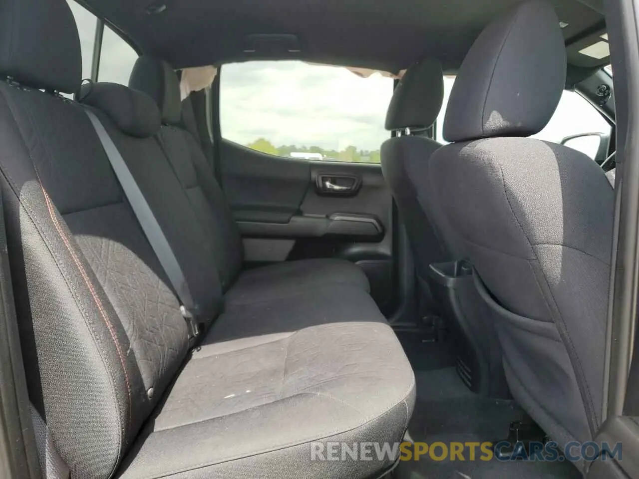 10 fotografías del automóvil dañado 3TMCZ5AN3LM362027 TOYOTA TACOMA 2020