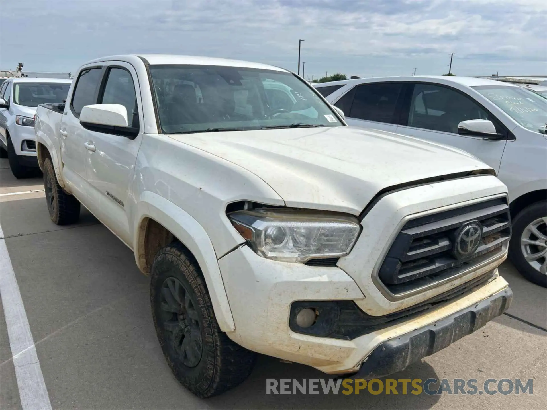 13 fotografías del automóvil dañado 3TMCZ5AN4LM304895 TOYOTA TACOMA 2020