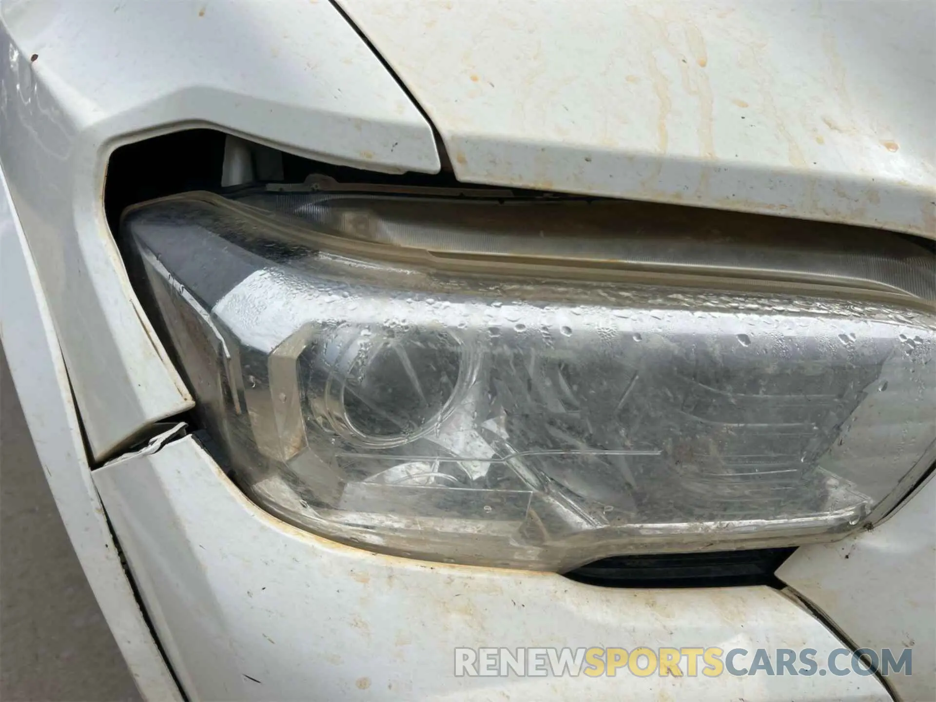 23 fotografías del automóvil dañado 3TMCZ5AN4LM304895 TOYOTA TACOMA 2020