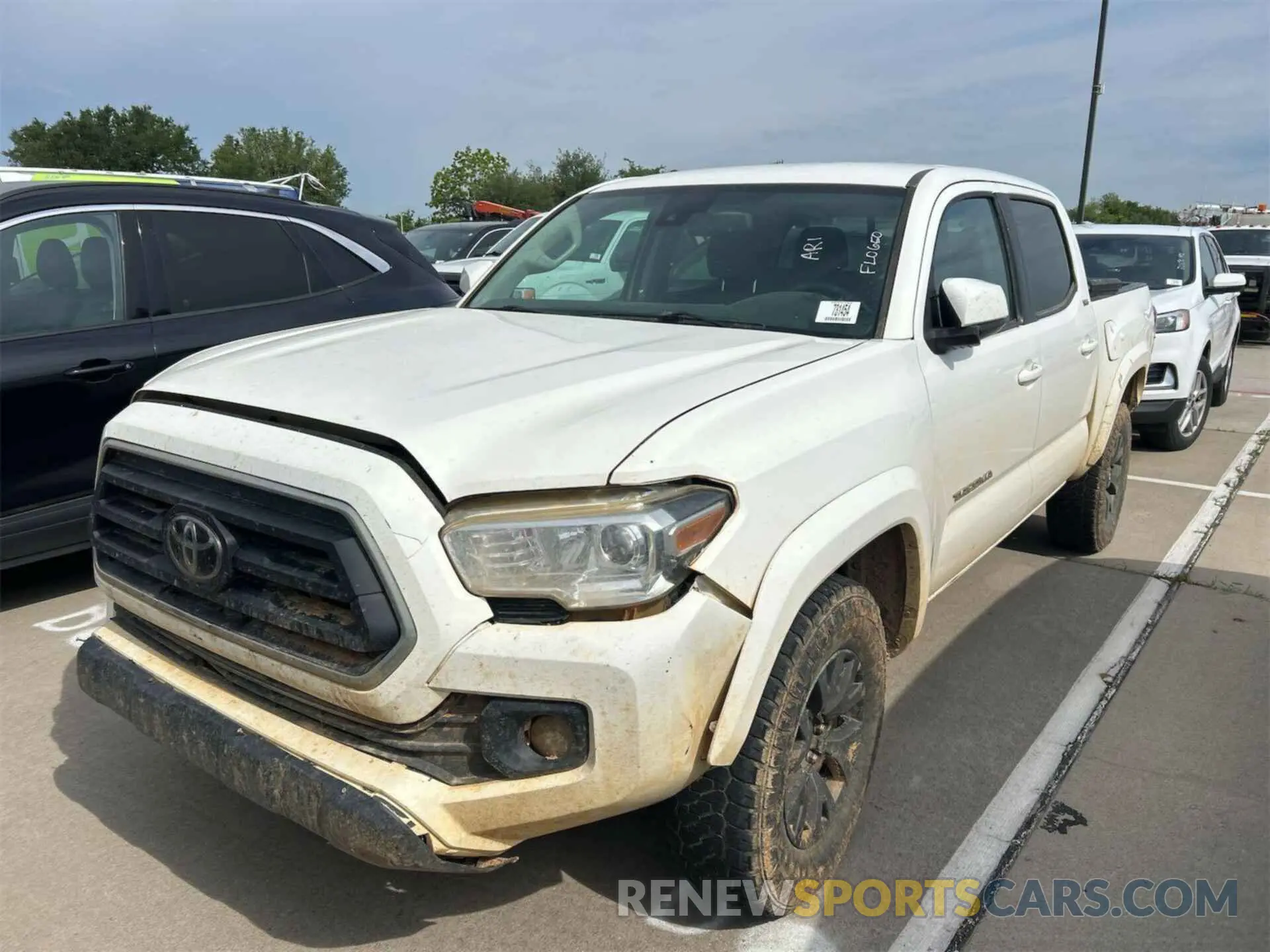 6 fotografías del automóvil dañado 3TMCZ5AN4LM304895 TOYOTA TACOMA 2020