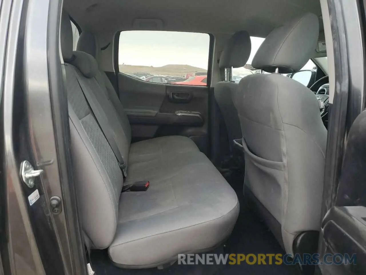 10 fotografías del automóvil dañado 3TMCZ5AN4LM319686 TOYOTA TACOMA 2020