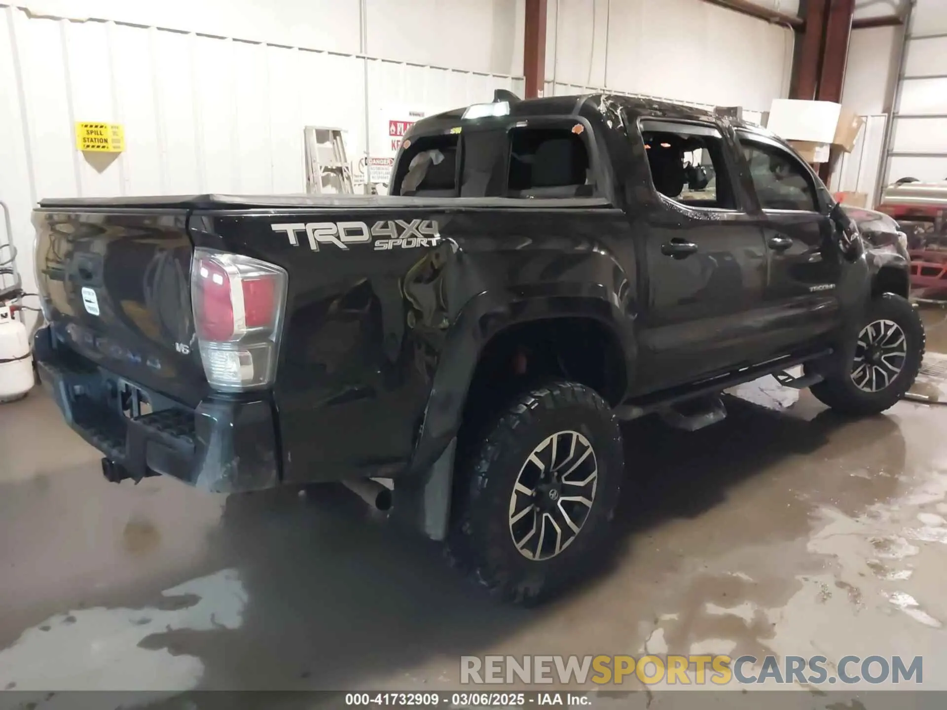 4 fotografías del automóvil dañado 3TMCZ5AN4LM351344 TOYOTA TACOMA 2020