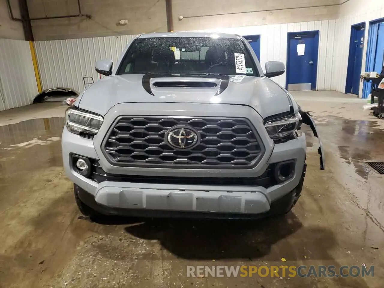 5 fotografías del automóvil dañado 3TMCZ5AN5LM328395 TOYOTA TACOMA 2020