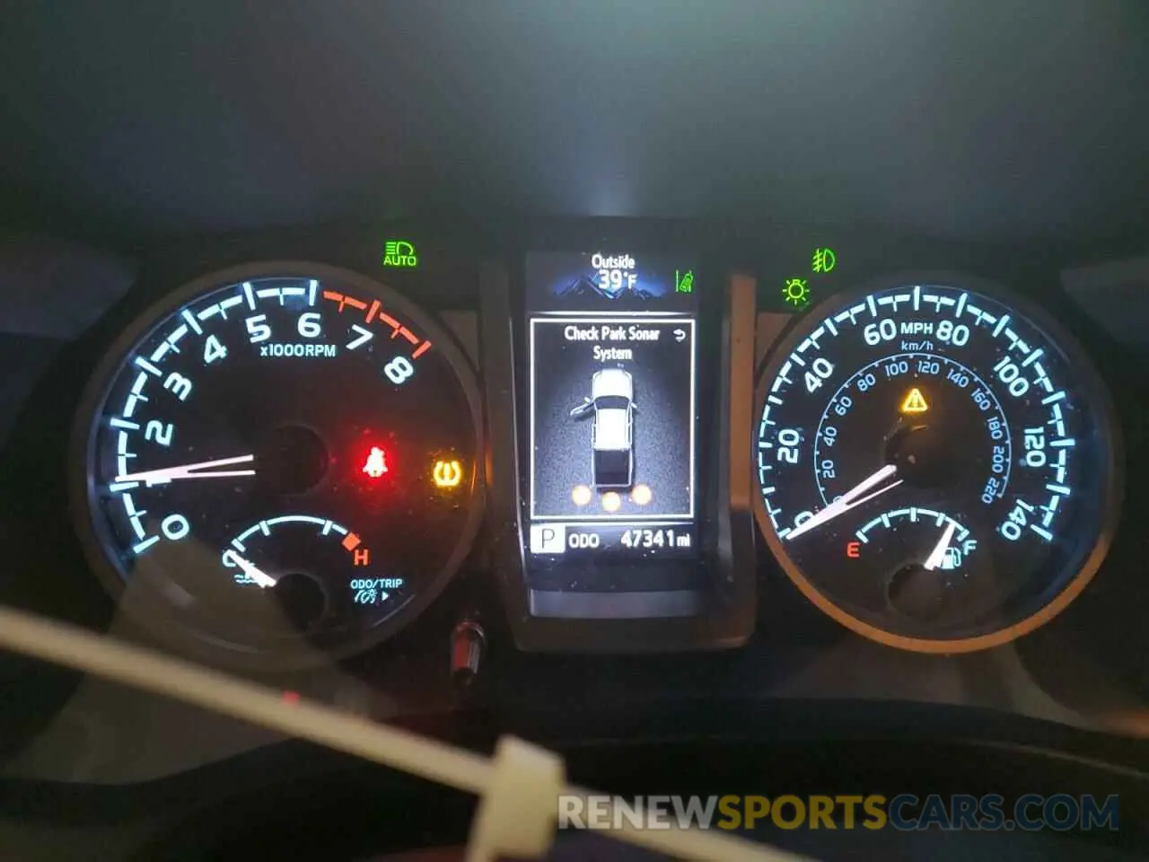 9 fotografías del automóvil dañado 3TMCZ5AN5LM328395 TOYOTA TACOMA 2020