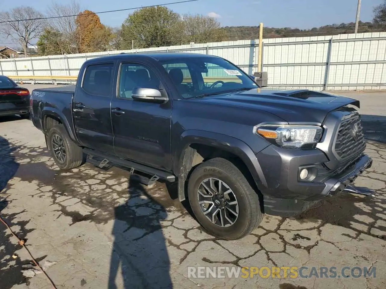 4 fotografías del automóvil dañado 3TMCZ5AN5LM339784 TOYOTA TACOMA 2020