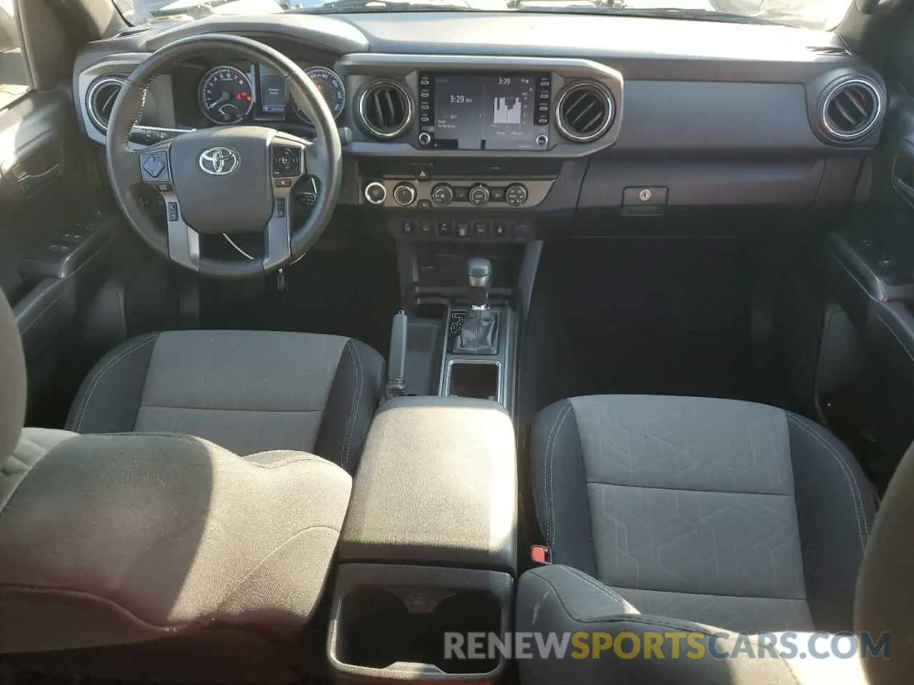 8 fotografías del automóvil dañado 3TMCZ5AN5LM339784 TOYOTA TACOMA 2020